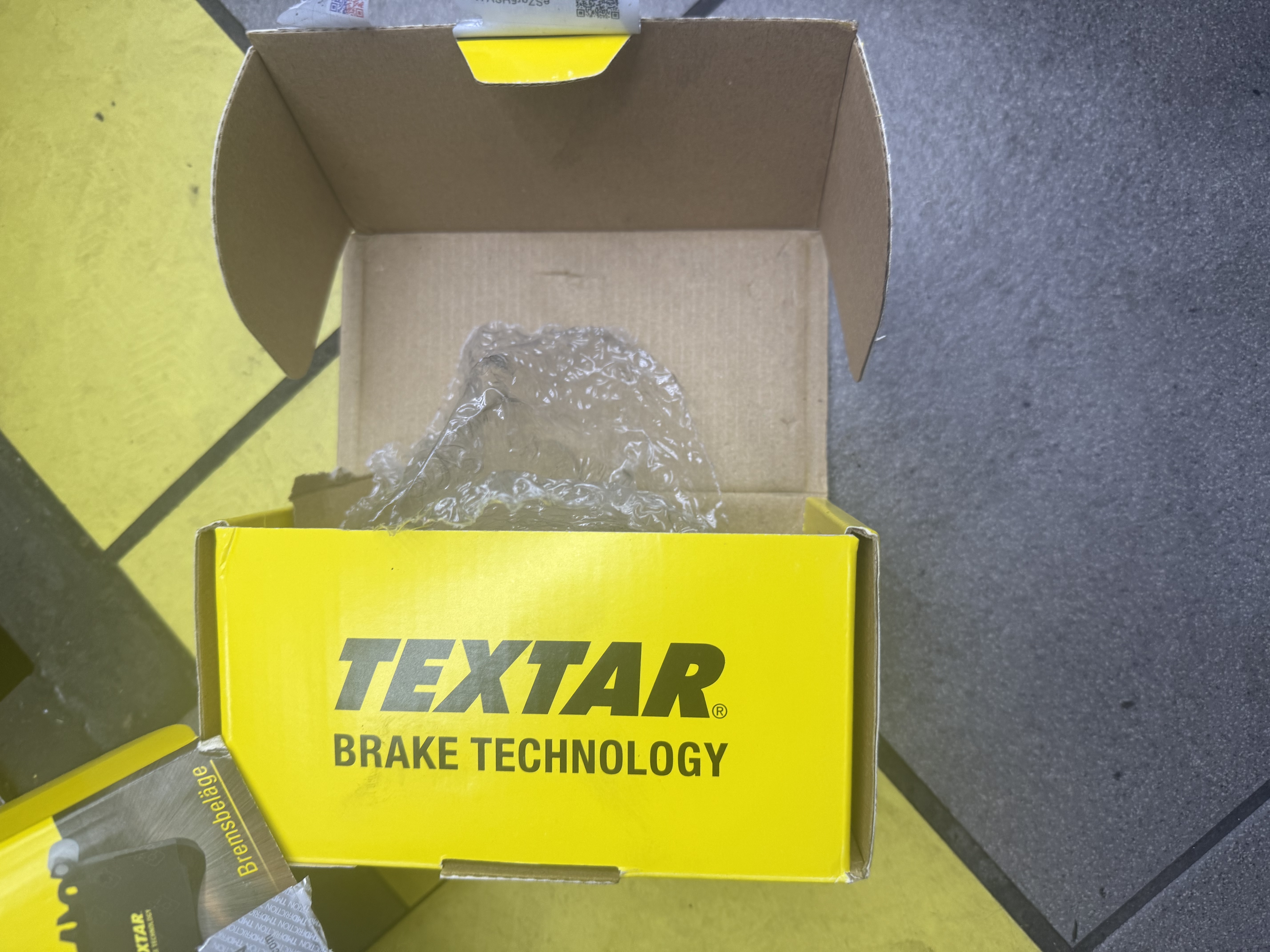 TEXTAR泰明顿刹车片后片适用宝马120i/125i/218i/220i/X1/X2/i3/MINI 实拍图