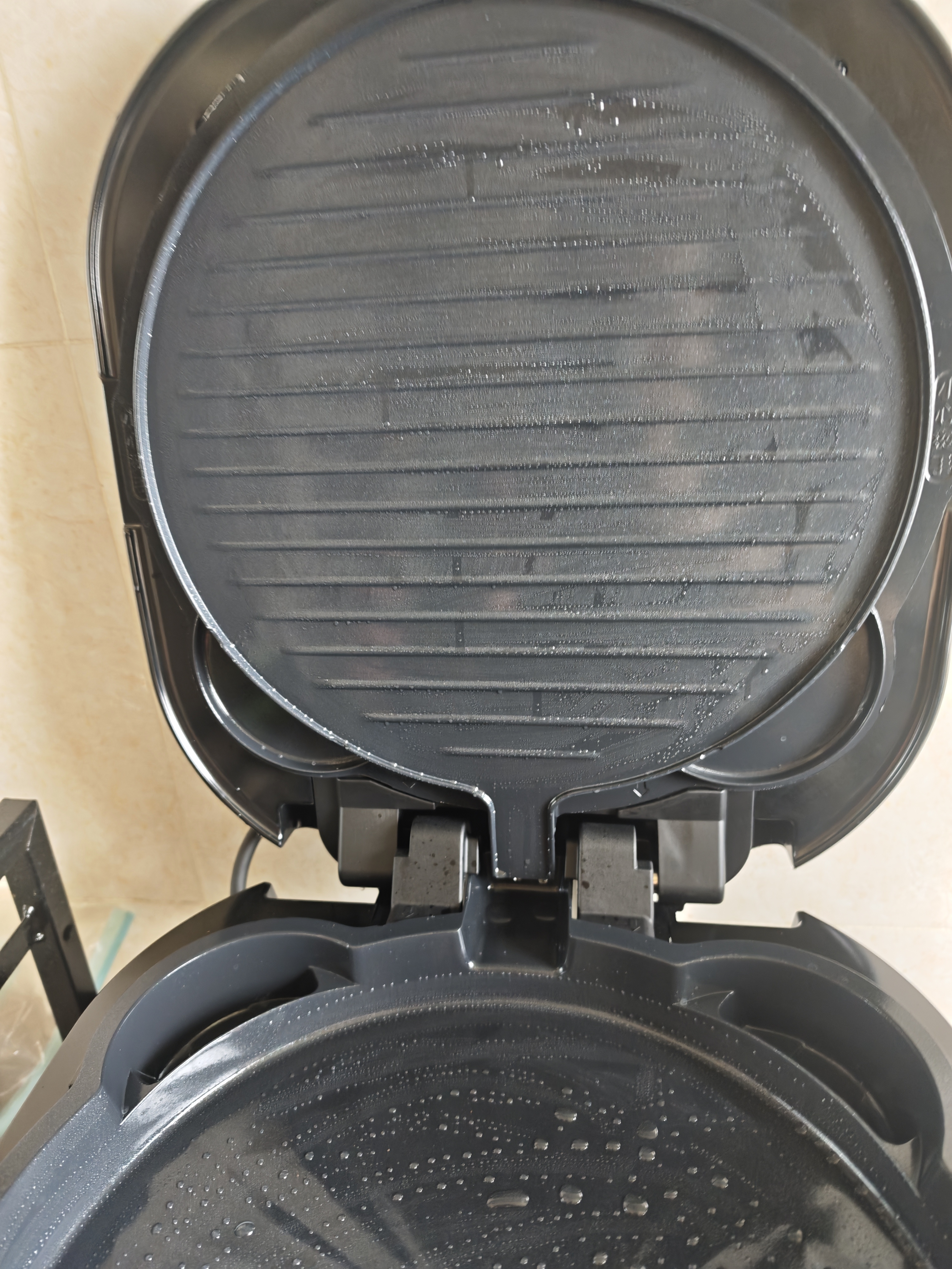 美的（Midea）电饼铛 电饼档上下盘可拆洗家用智能0氟钛陶瓷双面加热三明治早餐机煎烤机煎饼锅烙饼锅 JKC3077Ti 实拍图