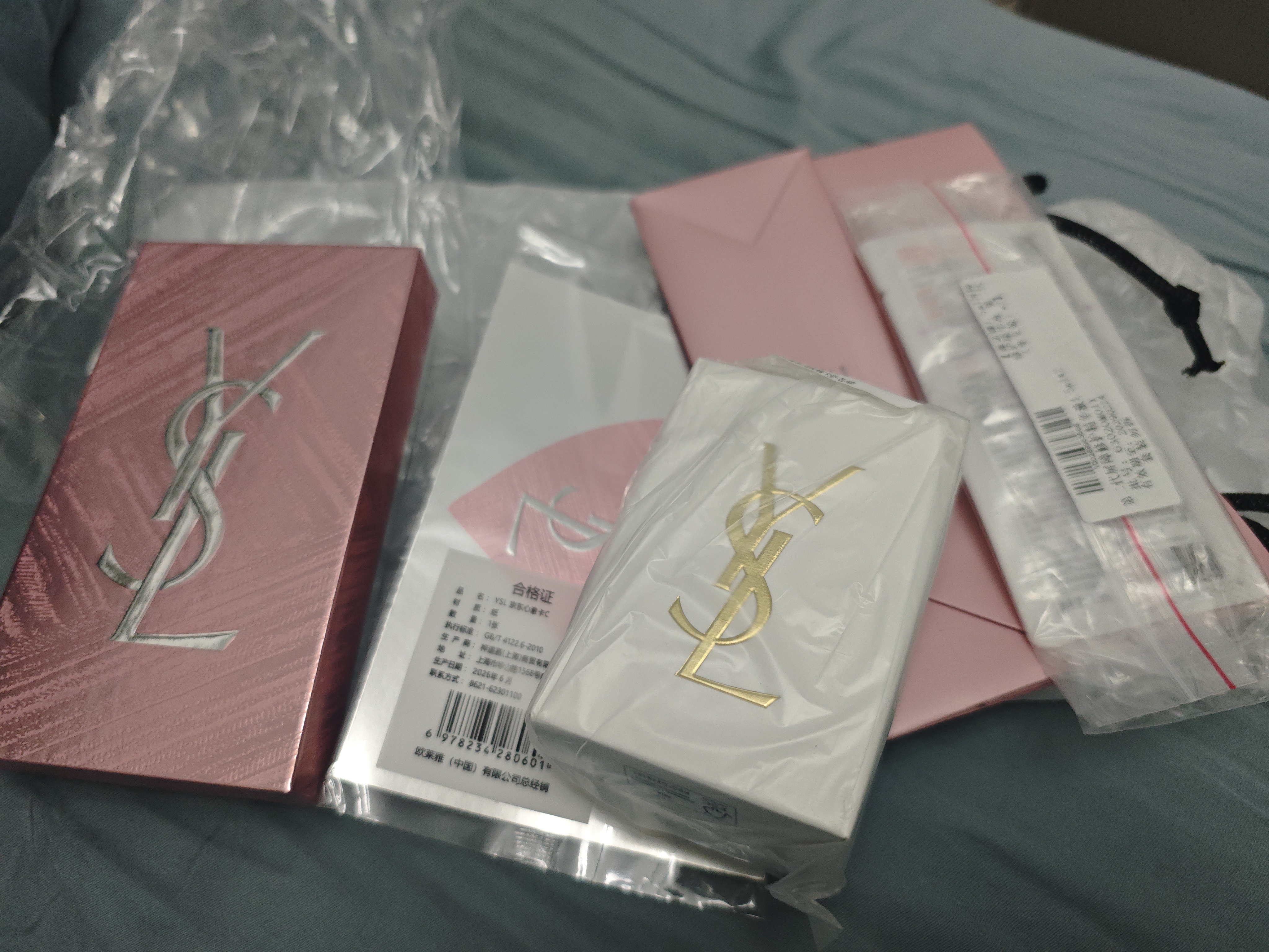 YSL圣罗兰黑管镜面爱心唇釉440清透淡粉口红滋润显气色化妆品生日礼物女 实拍图