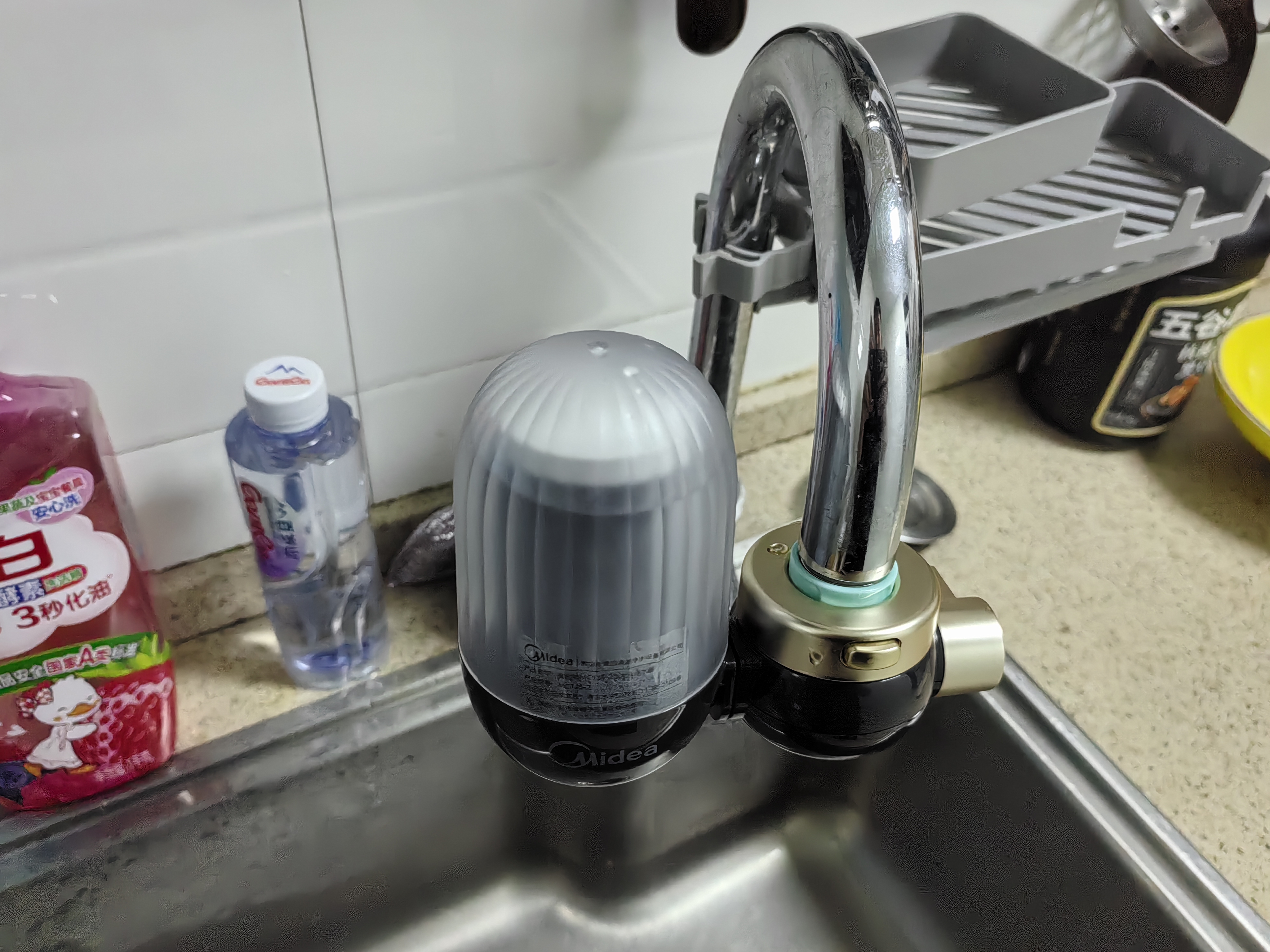 美的（Midea）水龙头过滤器家用厨房自来水净水器 活性炭12级精滤 可清洗 除氯除异味除垢 通用安装前置滤水器 6芯装【6年免换芯】活性炭增强版滤芯 实拍图