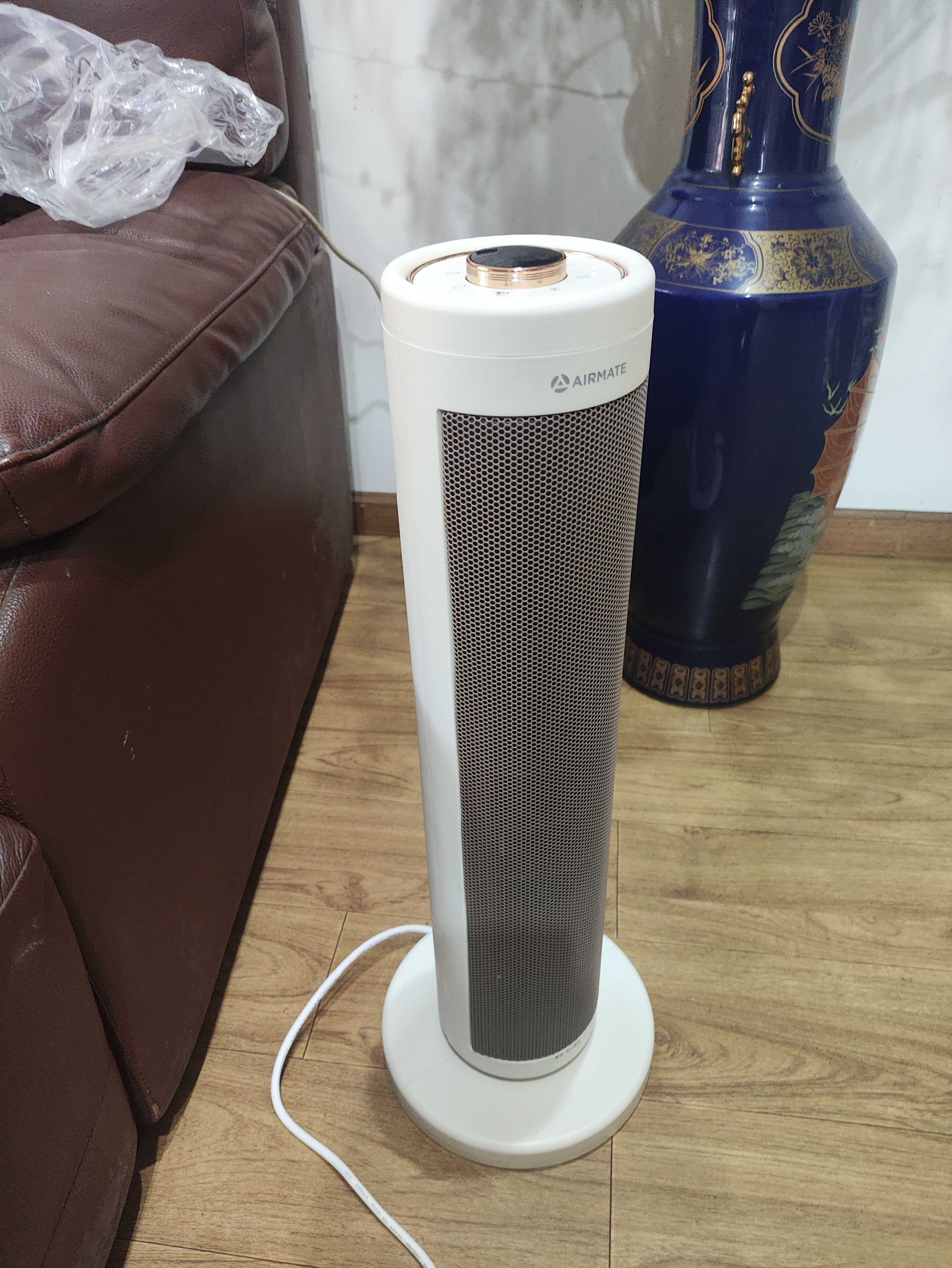 艾美特（AIRMATE）【超级单品】暖风机/石墨烯取暖器/电暖器/电热取暖器 家用全屋升温电暖气小型小太阳热风机 K72 实拍图