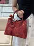 江问渔红色新娘结婚包包女国风云鹤手提包大容量喜婆婆婚宴包送妈妈礼物 吉祥云鹤红【送丝巾+挂饰】 非遗宋锦系列-送妈妈送老婆暖心礼物 实拍图