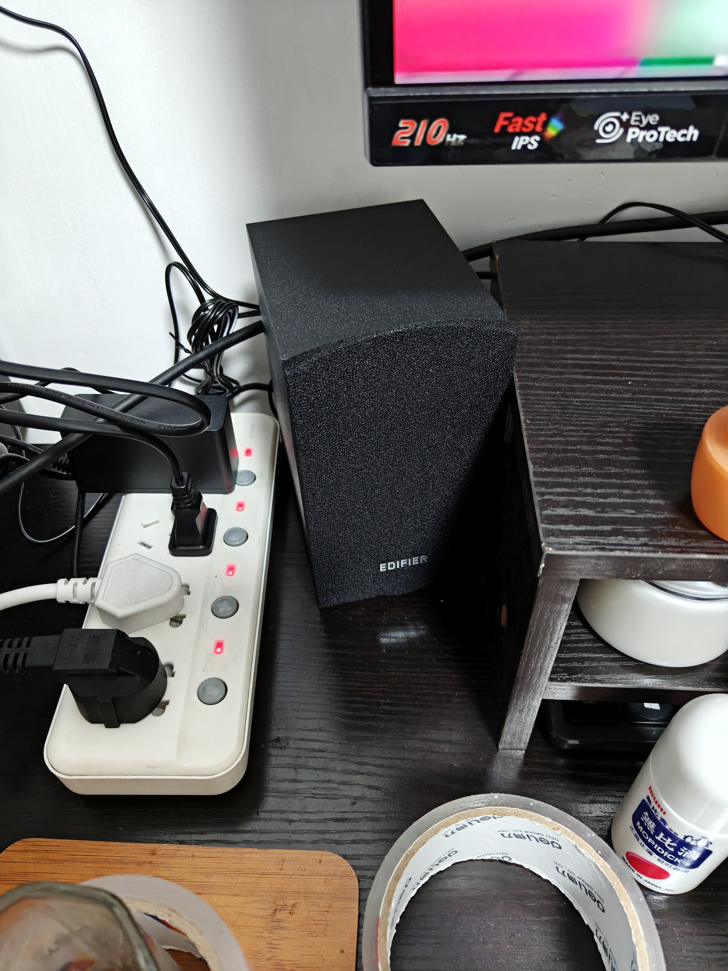 漫步者（EDIFIER）R206BT 2.1声道电脑音响 蓝牙音箱 桌面游戏音响 台式机笔记本音响 黑色 实拍图