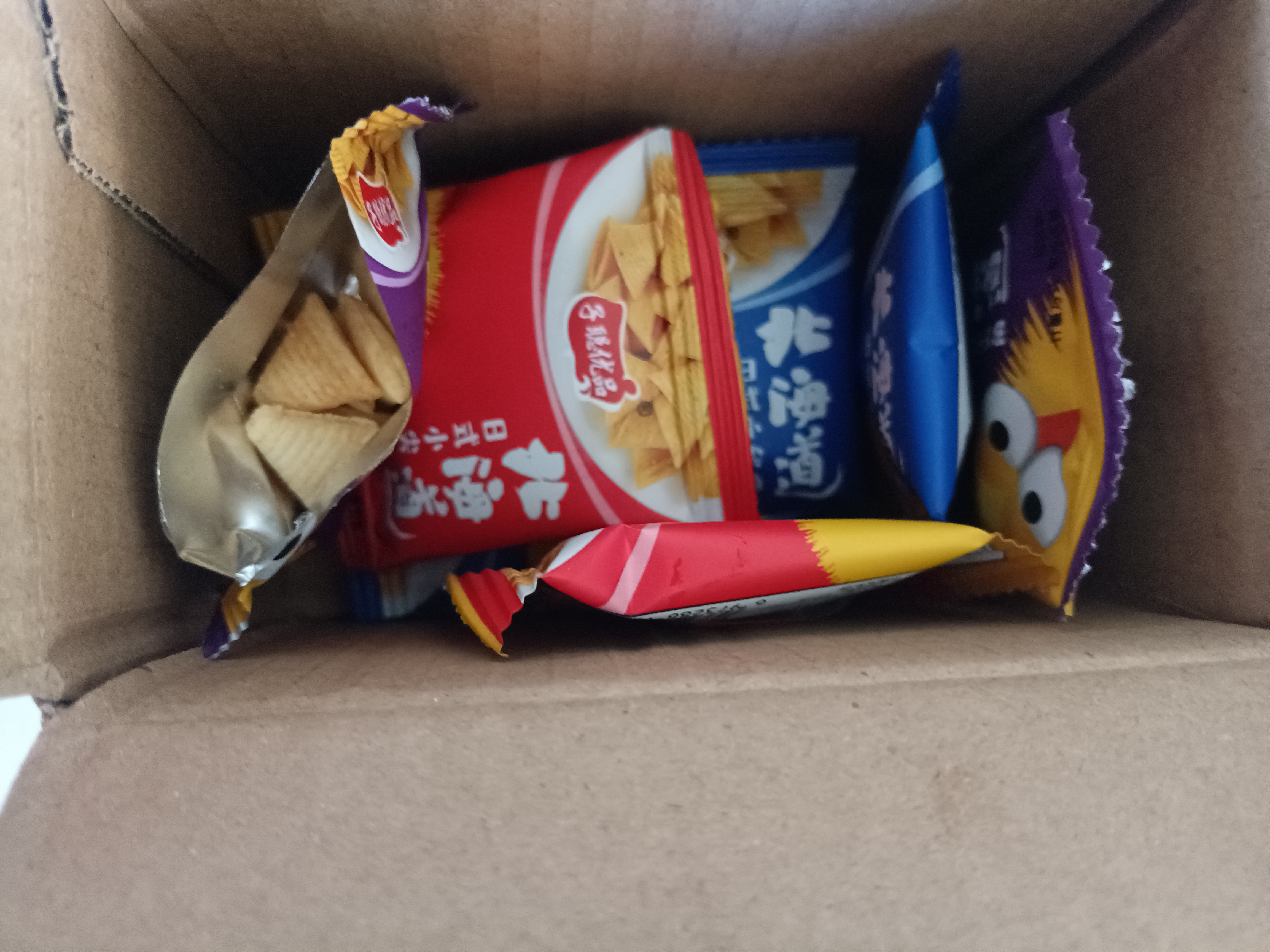 香辣条葱香条膨化食品薯片虾条零食独立小包装4g/包学生党宿舍 三角脆混合口味10包 实拍图
