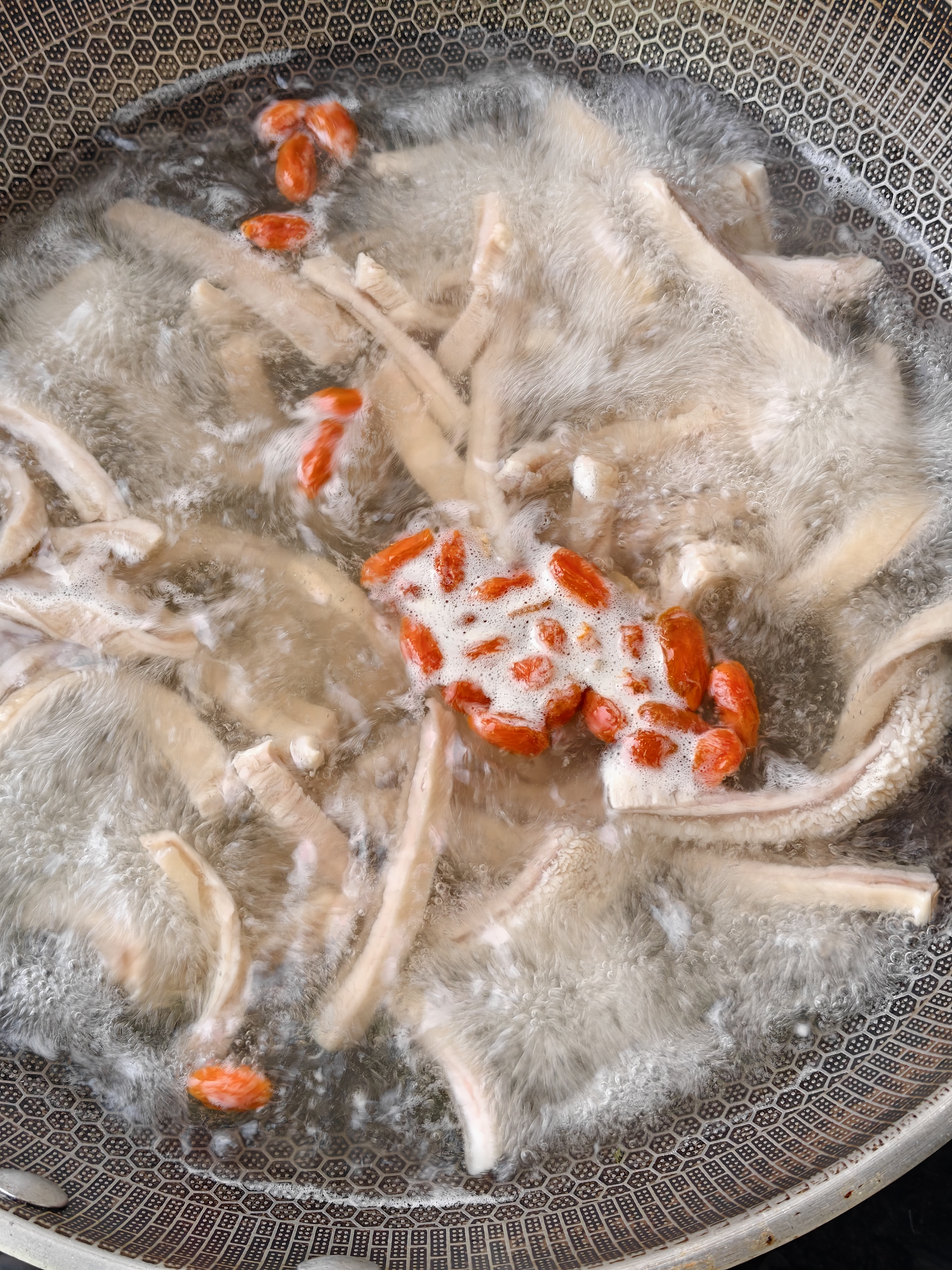 杞里香红枸杞子头茬特级枸杞150g新货宁夏中免洗枸杞茶苟构杞泡茶滋补品 实拍图