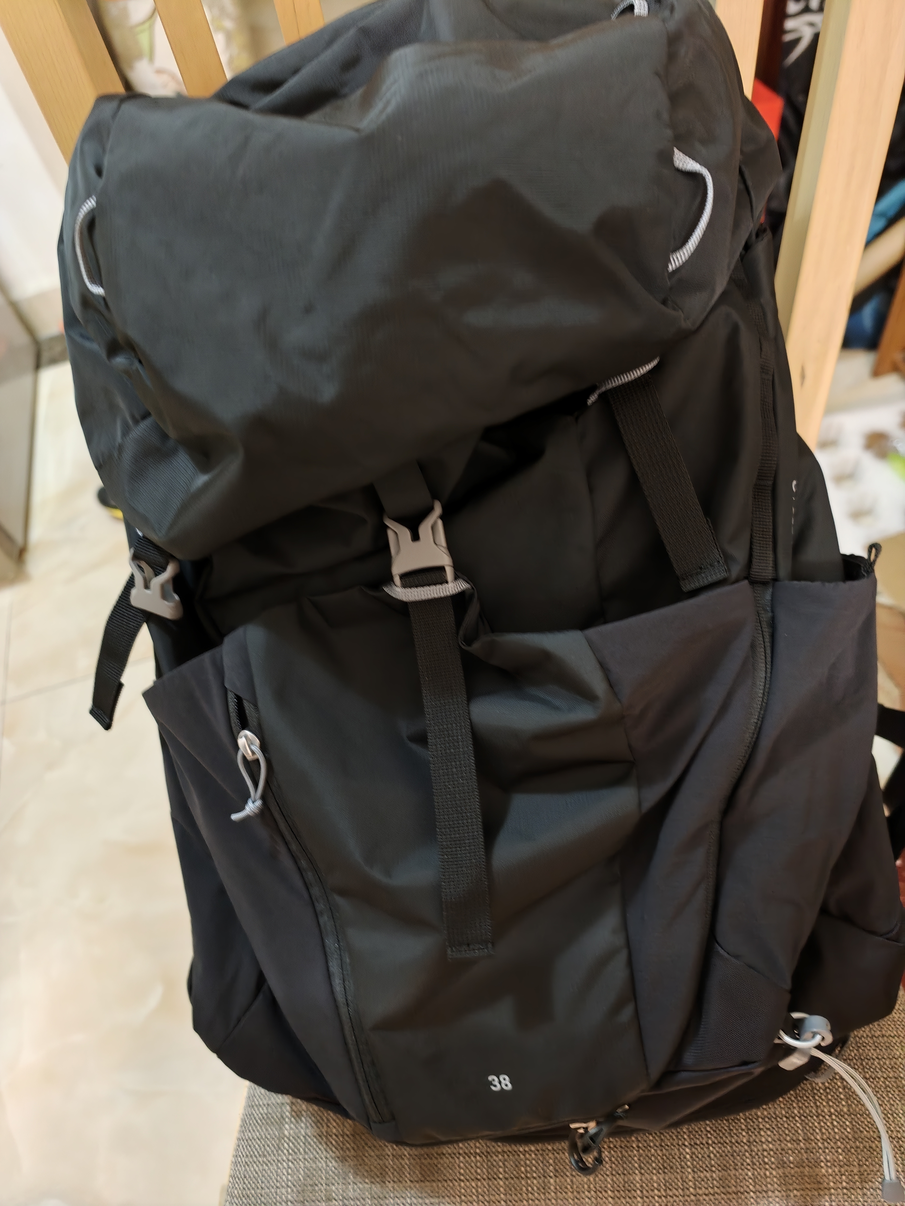 迪卡侬登山包MH500户外旅行徒步背包轻便出游露营大容量38L-5324238 实拍图