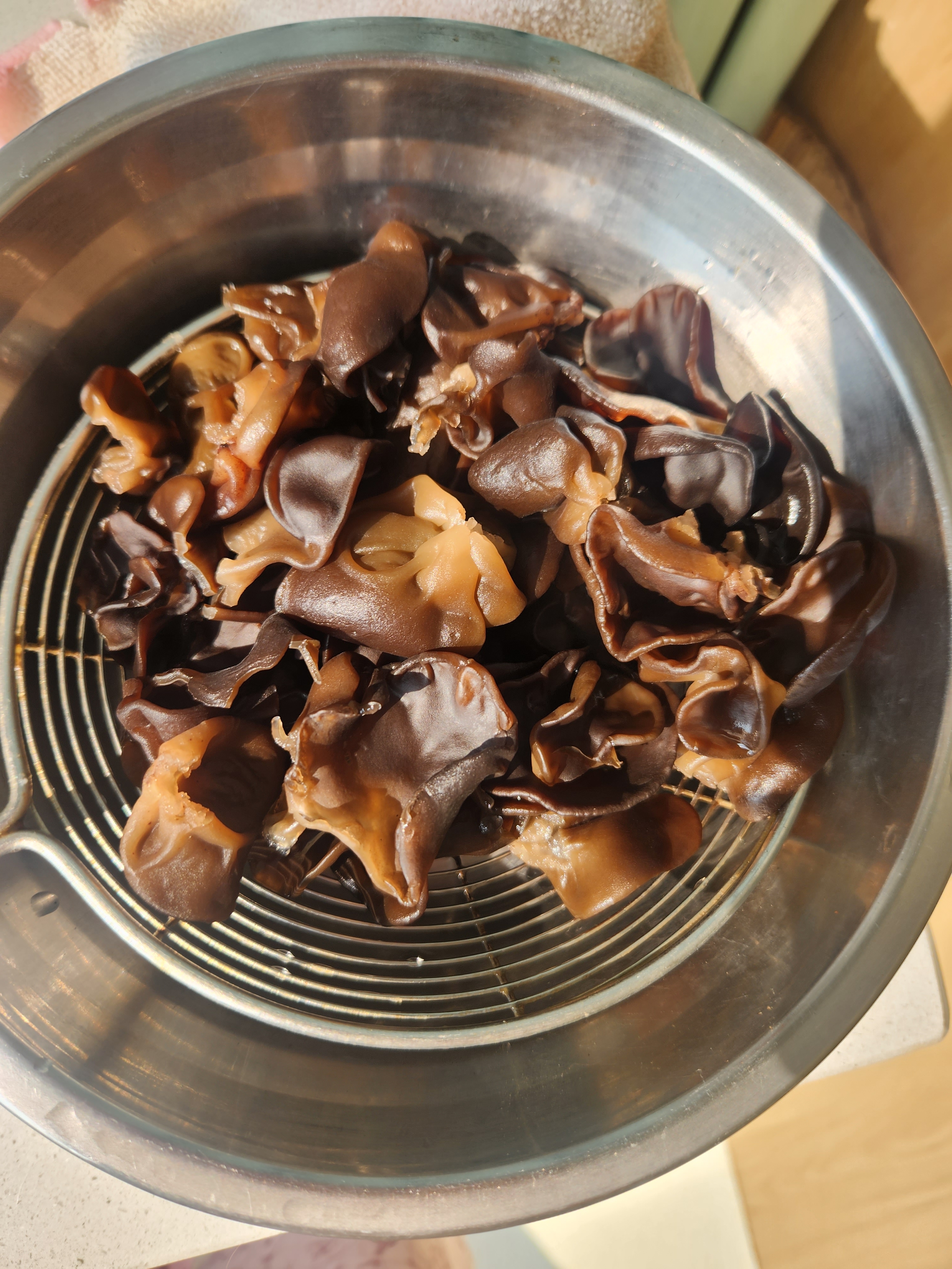 十月稻田 东北黑木耳 150g 肉厚无根 菌菇 黑龙江东宁特产 火锅炒菜煲汤 实拍图
