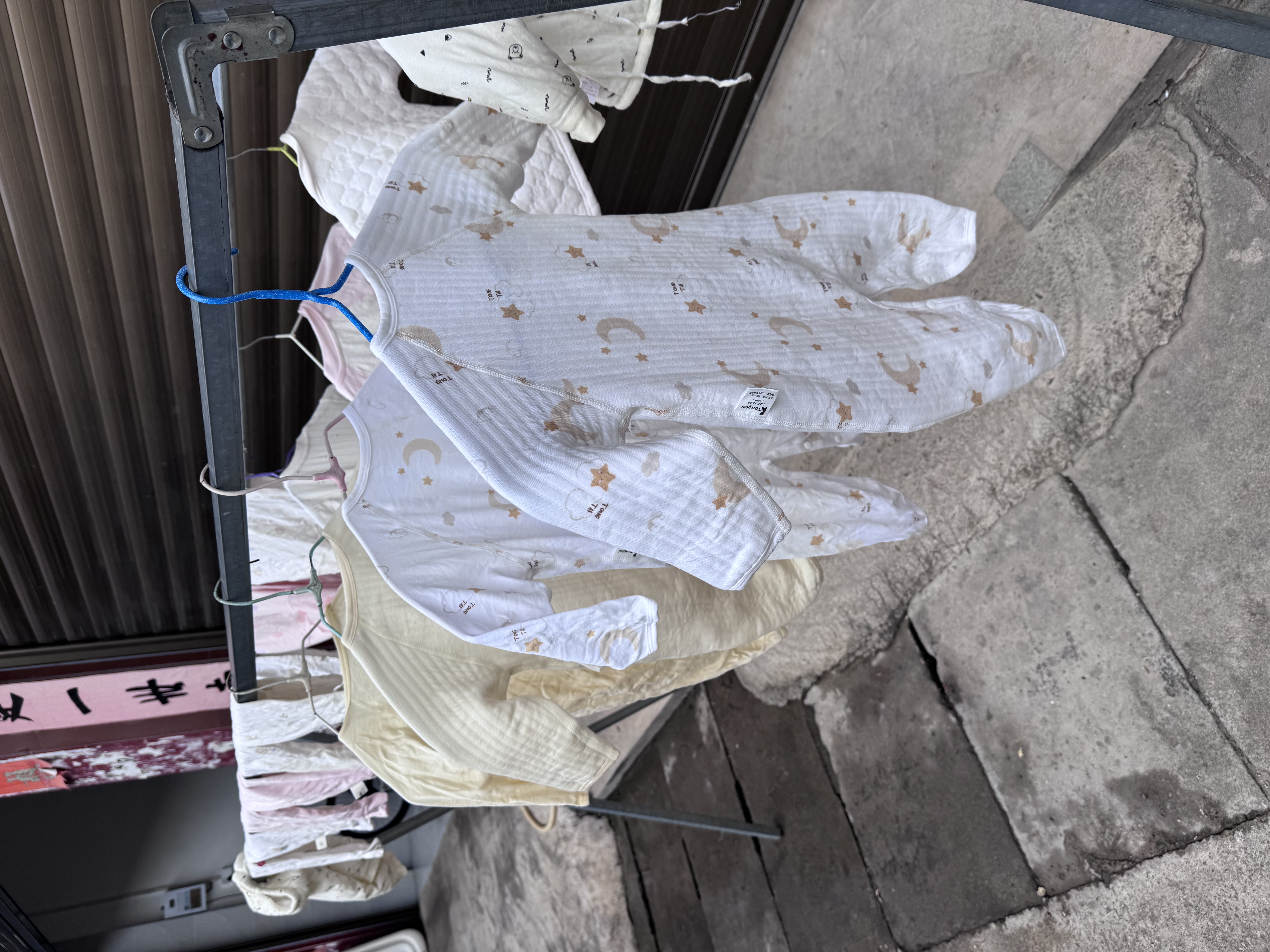 童泰婴儿衣服新生儿连体衣春秋季纯棉0-6月初生宝宝满月蝴蝶哈衣爬服 绿白小树【纯棉】 66cm (建议3-6个月身高60-68cm) 实拍图