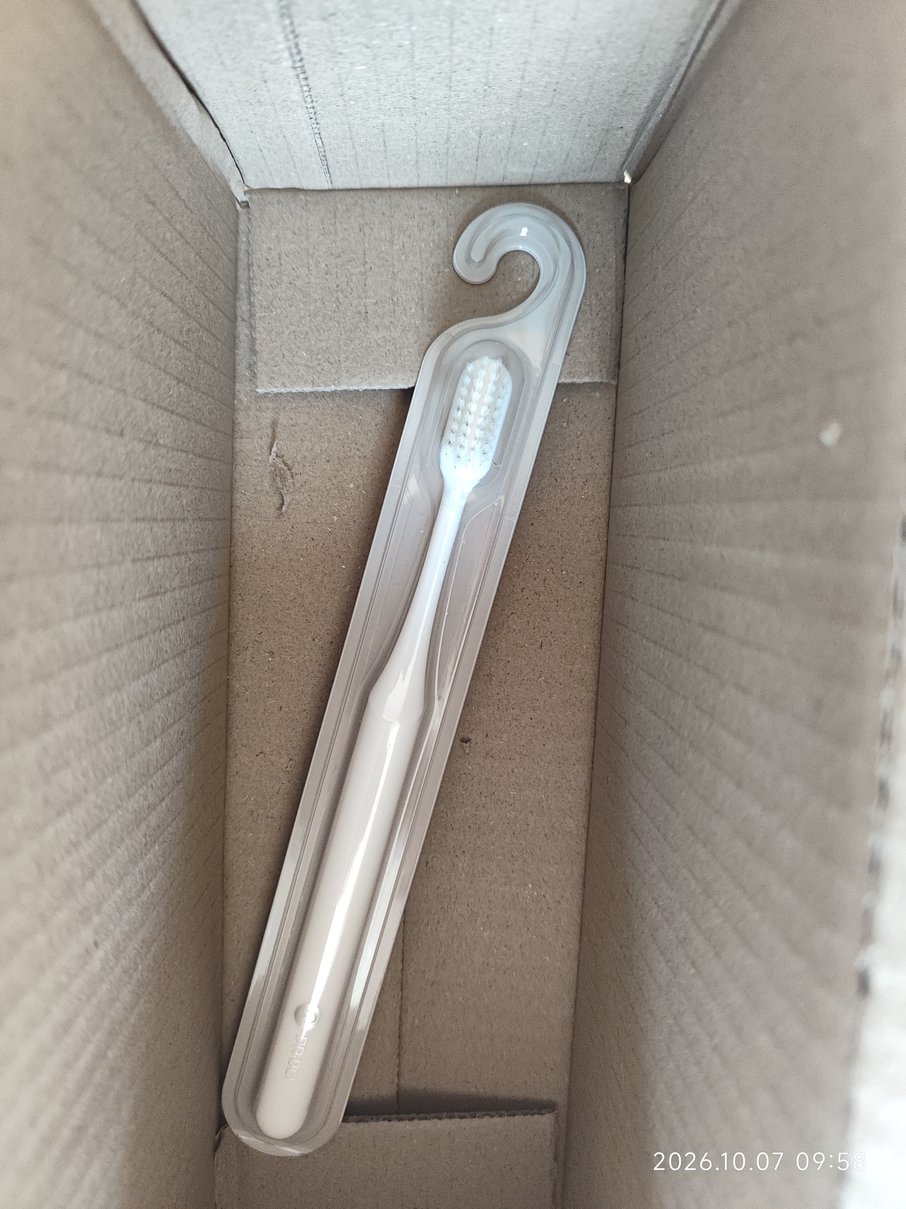 贝医生 DR.BEI牙刷软毛 细毛护龈 进口软毛牙刷 青春版白色单支装 实拍图