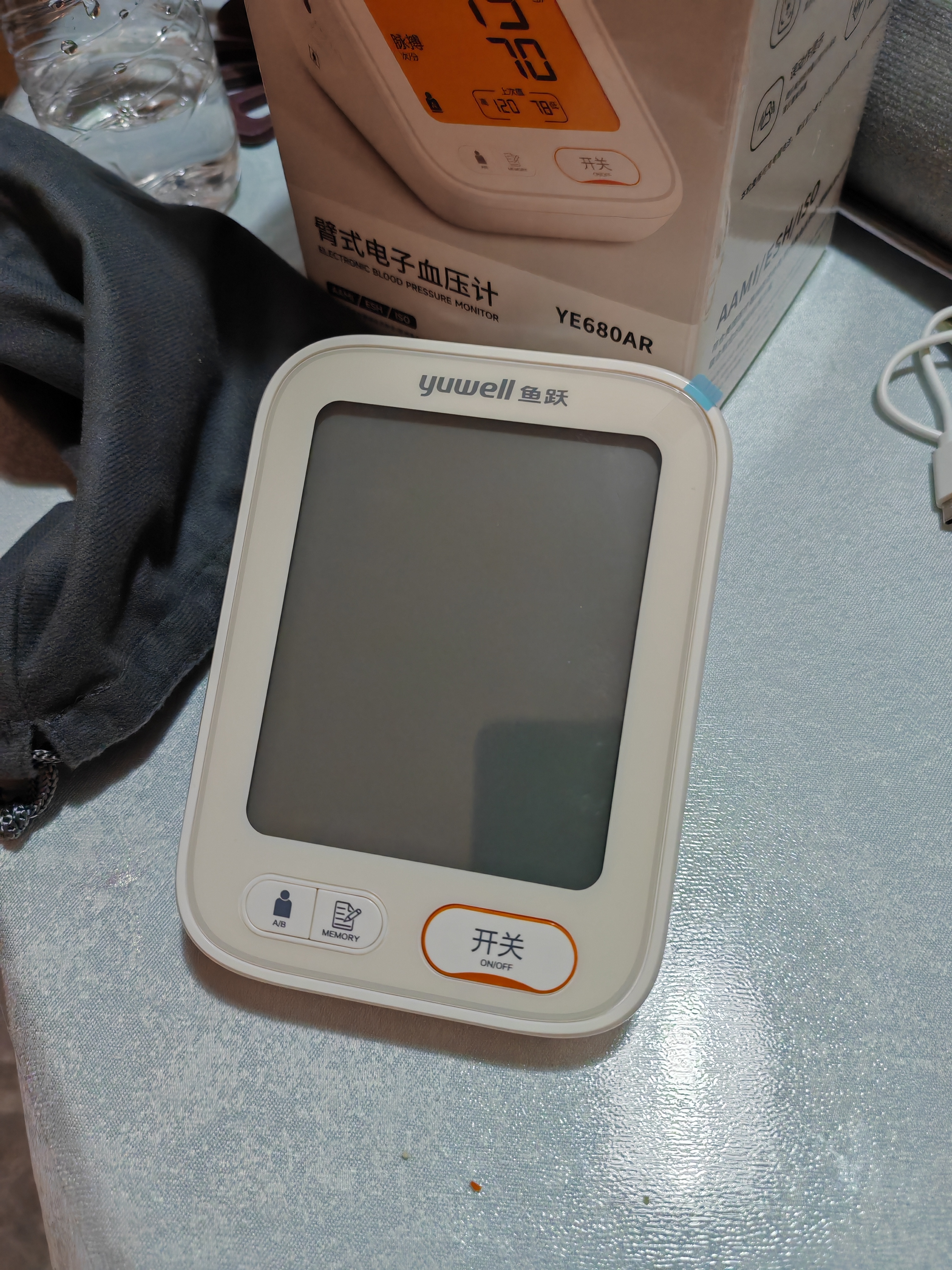 鱼跃（yuwell）热卖爆款上臂式电子血压计血压仪医用高精准血压测量仪家用680AR 实拍图