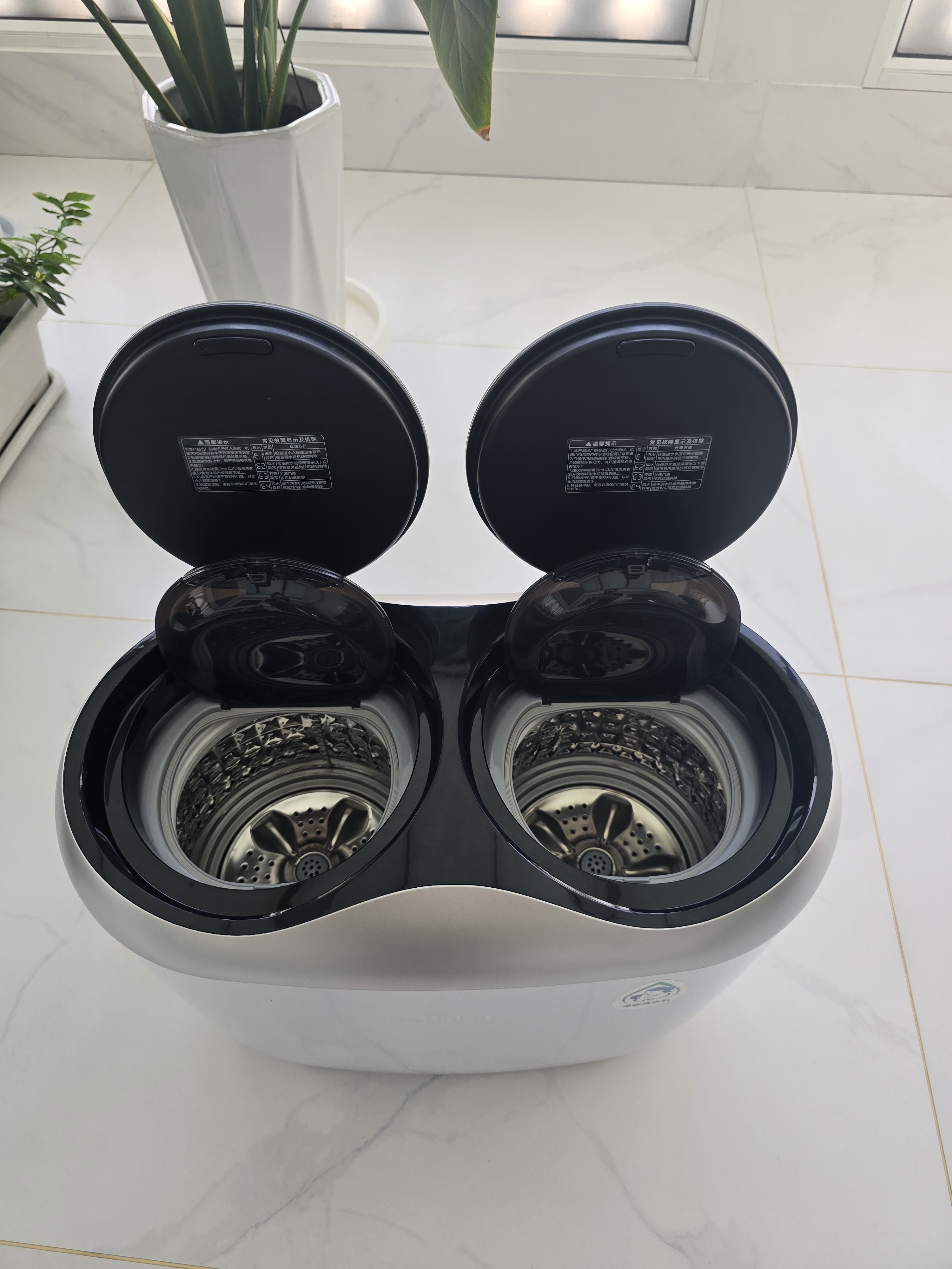 美的（Midea）双子座PRO 波轮洗衣机全自动家用MNBB10VH73E 迷你分区洗衣机内衣婴儿 微泡去渍 双效除菌螨  自营 实拍图