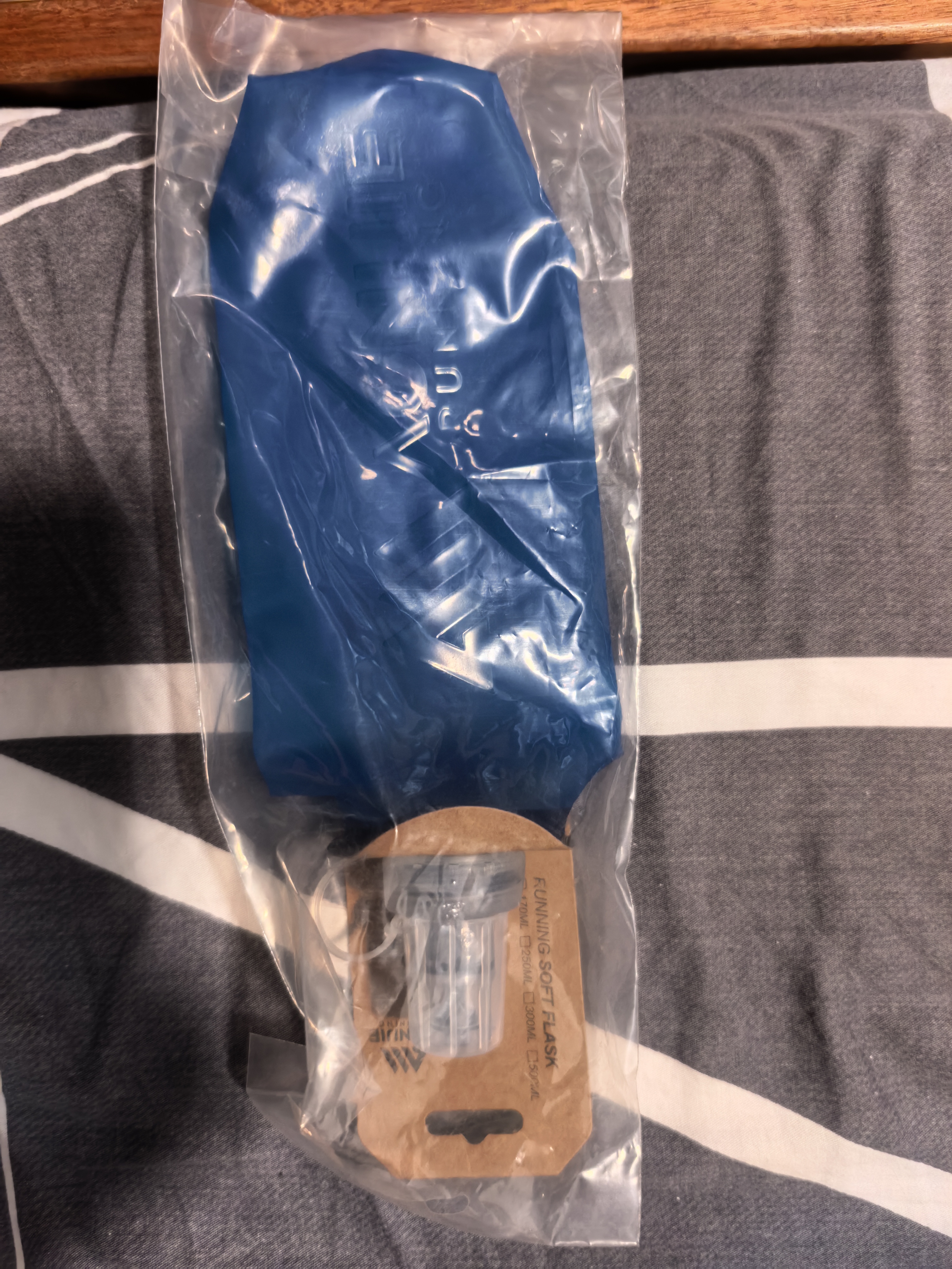 奥尼捷（AONIJIE）越野跑步软水壶折叠运动水壶挤压骑行登山便携户外马拉松饮水袋 实拍图