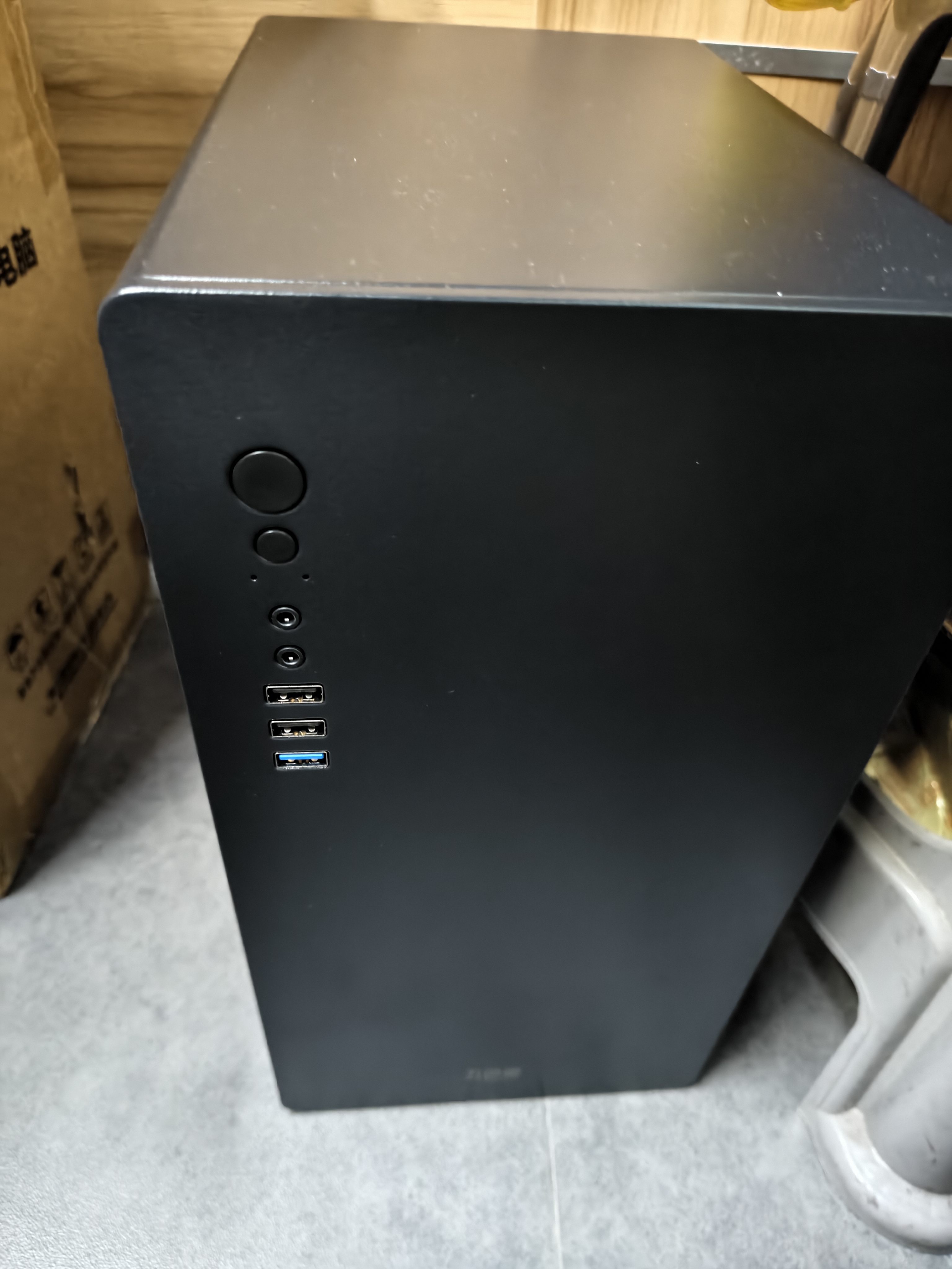 五色鱼13代i7 14核台式电脑主机游戏设计办公商用家用迷你电脑整套(13代i7-13650HX 512G  无线WiFi) 实拍图
