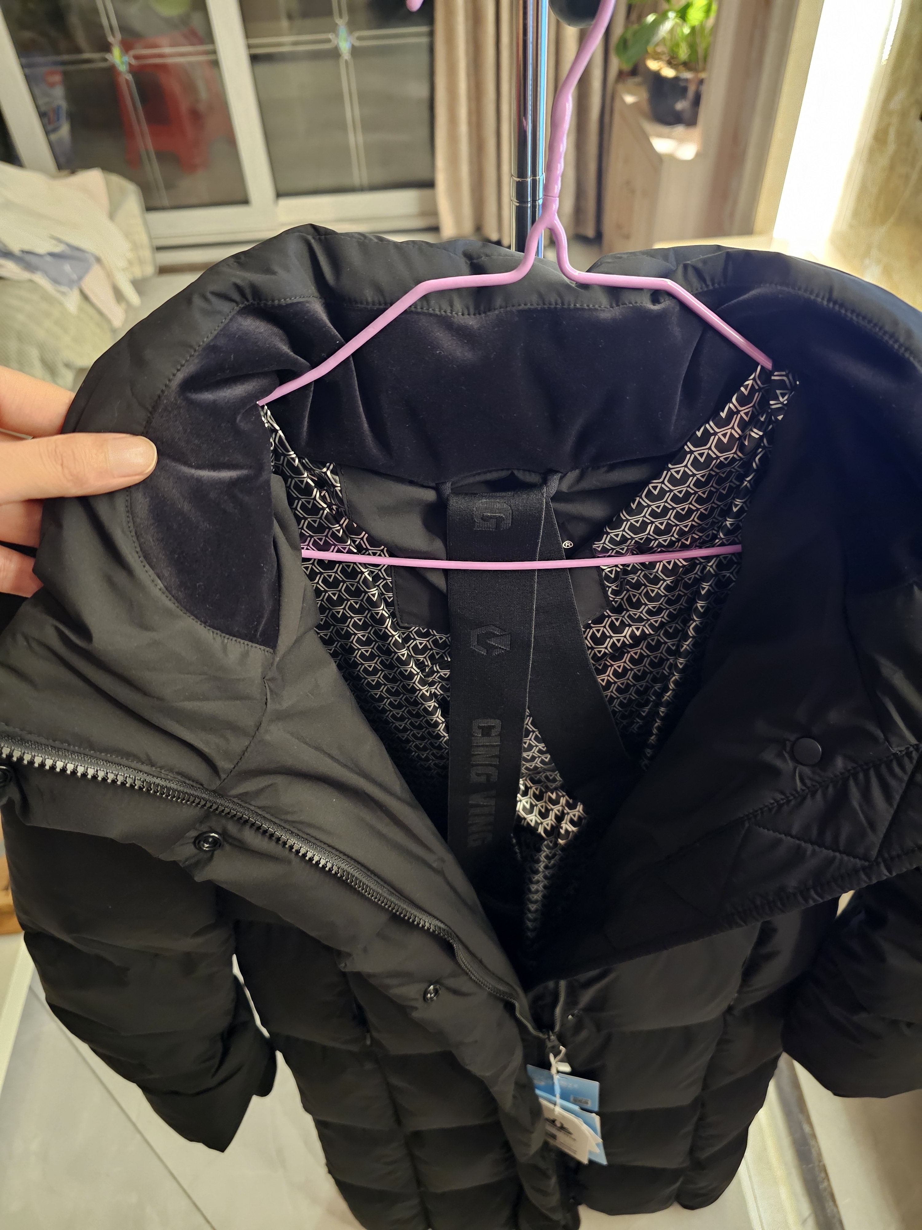 凸乆鸟CV凸乆鸟长款羽绒服女过膝2026年冬新款加厚保暖宽松95白鸭绒外套 曜石黑【95白鸭绒YKK拉链】 S 【长款】 实拍图