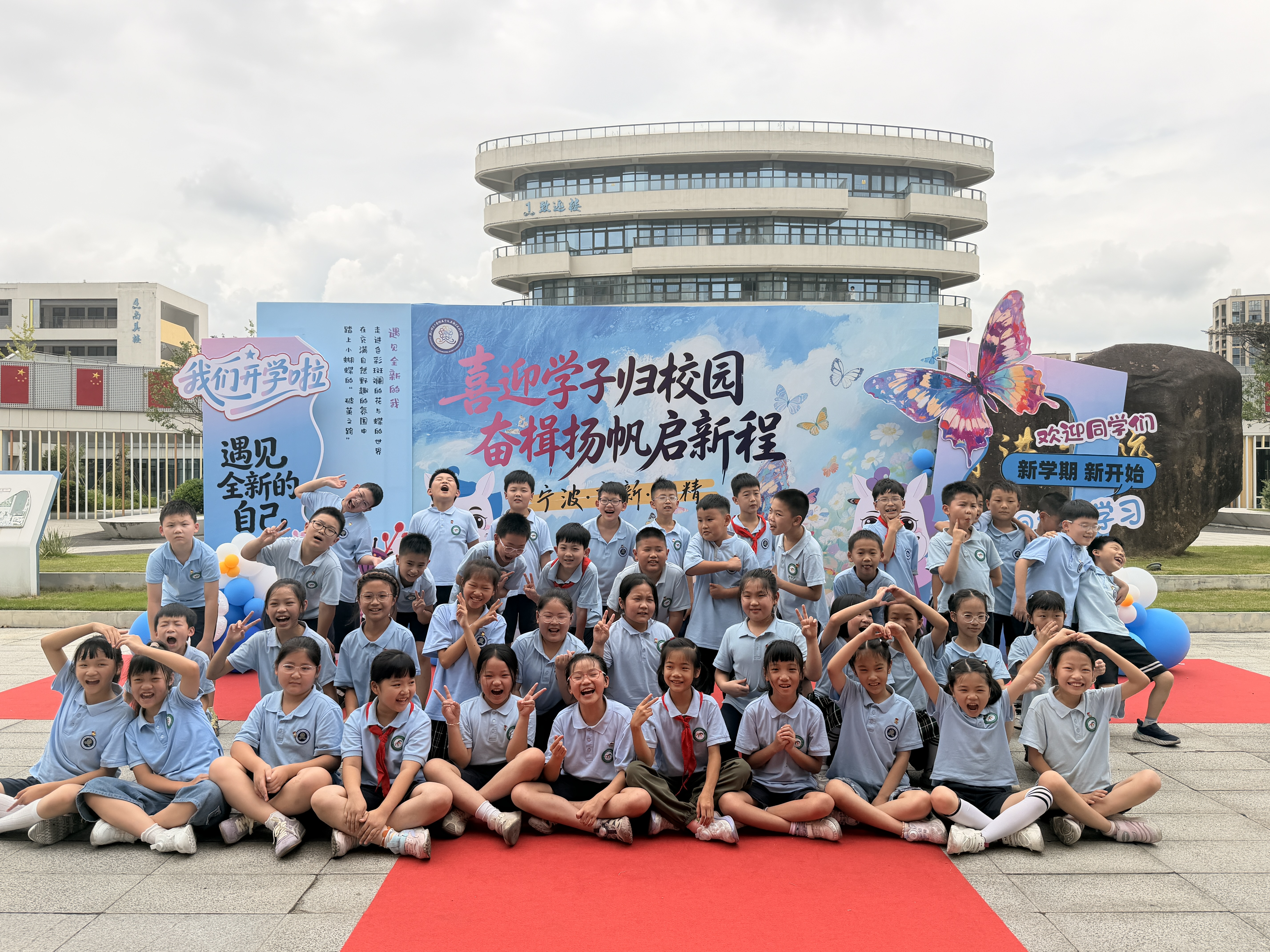 得力中国画颜料多色国画儿童成人美术生专用初学者套装入门毛笔水墨画工具全套24色国画颜料小学生套装 【初学者】12色5ml-10件 实拍图