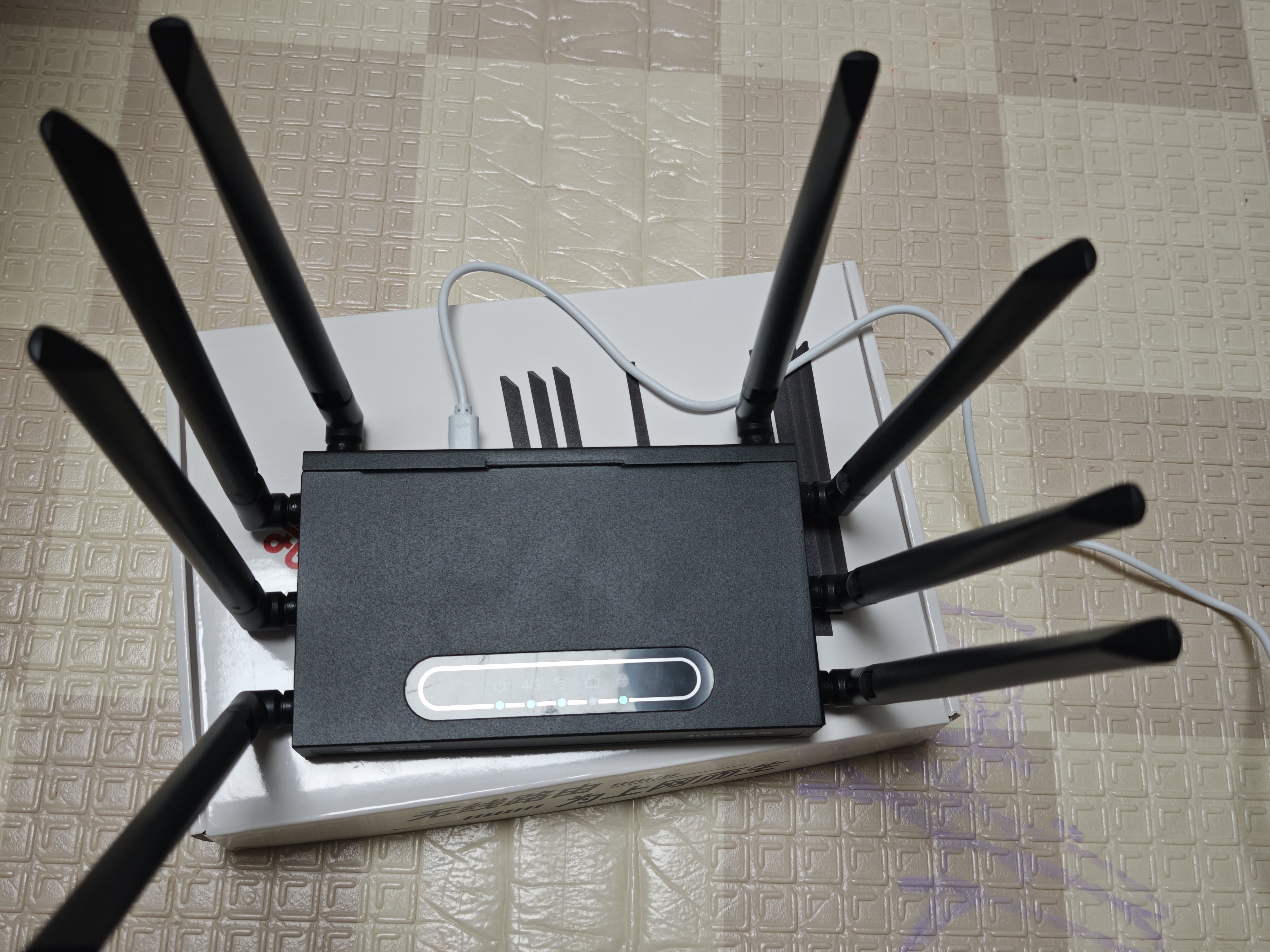 中国联通移动随身行wifi6无线免插卡5g/4gcpe便携式家用上网卡高速流量千兆路由器2025款 【4G黯羽驰网】多增益天线+Type-C直连 实拍图