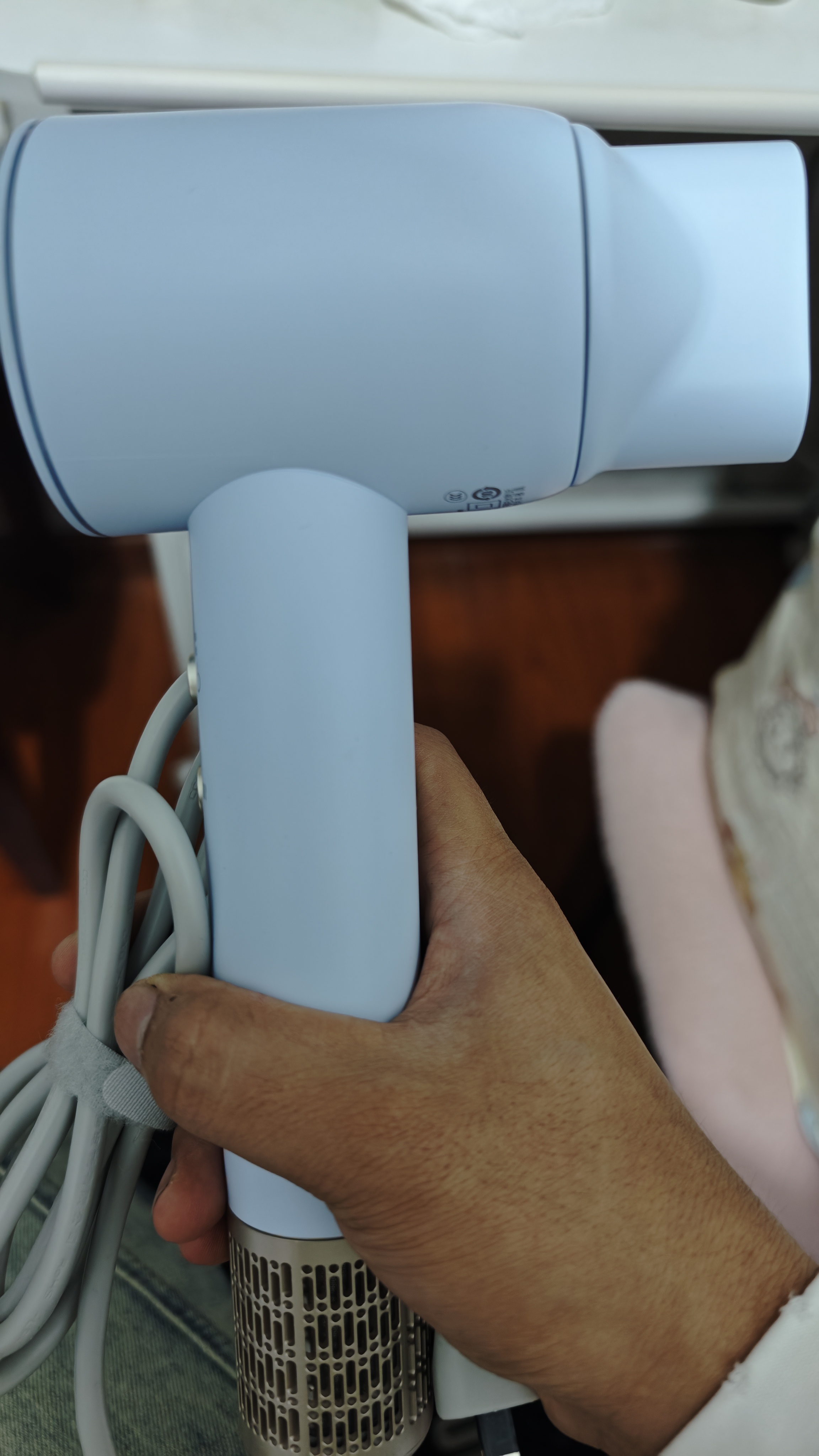 美的（Midea）【晒单返30】高速吹风机新品 66亿等离子护发电吹风家用速干大功率负离子精油润养FG301国庆节礼物 实拍图