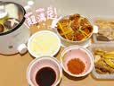 美的（Midea）电煮锅 宿舍小电锅 电蒸锅 学生寝室一体泡面小火锅电煮锅 多功能锅 电热锅 XZE1613 配蒸笼 1.7L 实拍图