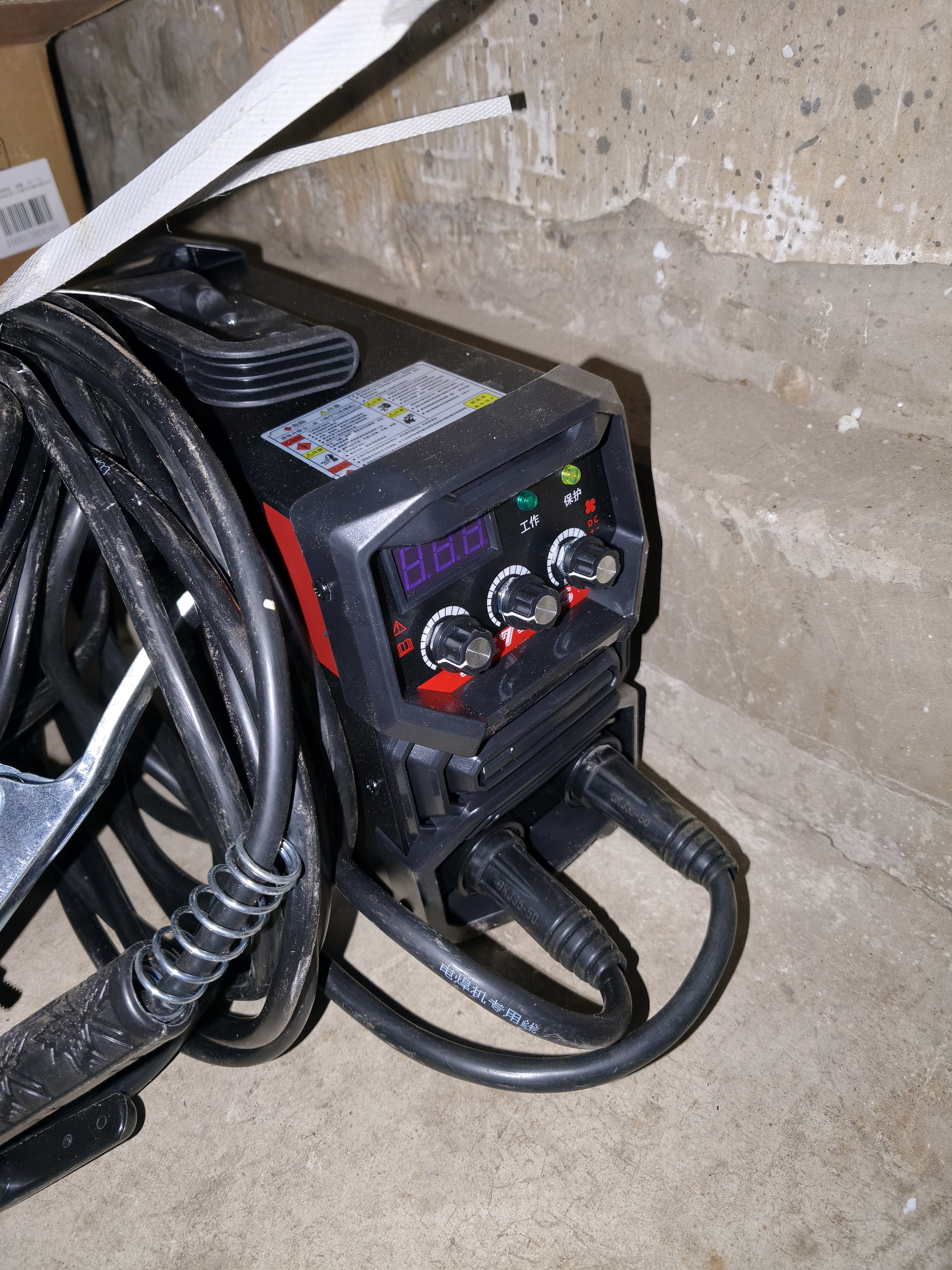 德力西电焊机220v 380v两用双电压焊机ZX7-315家用小型手提式工业焊机 实拍图