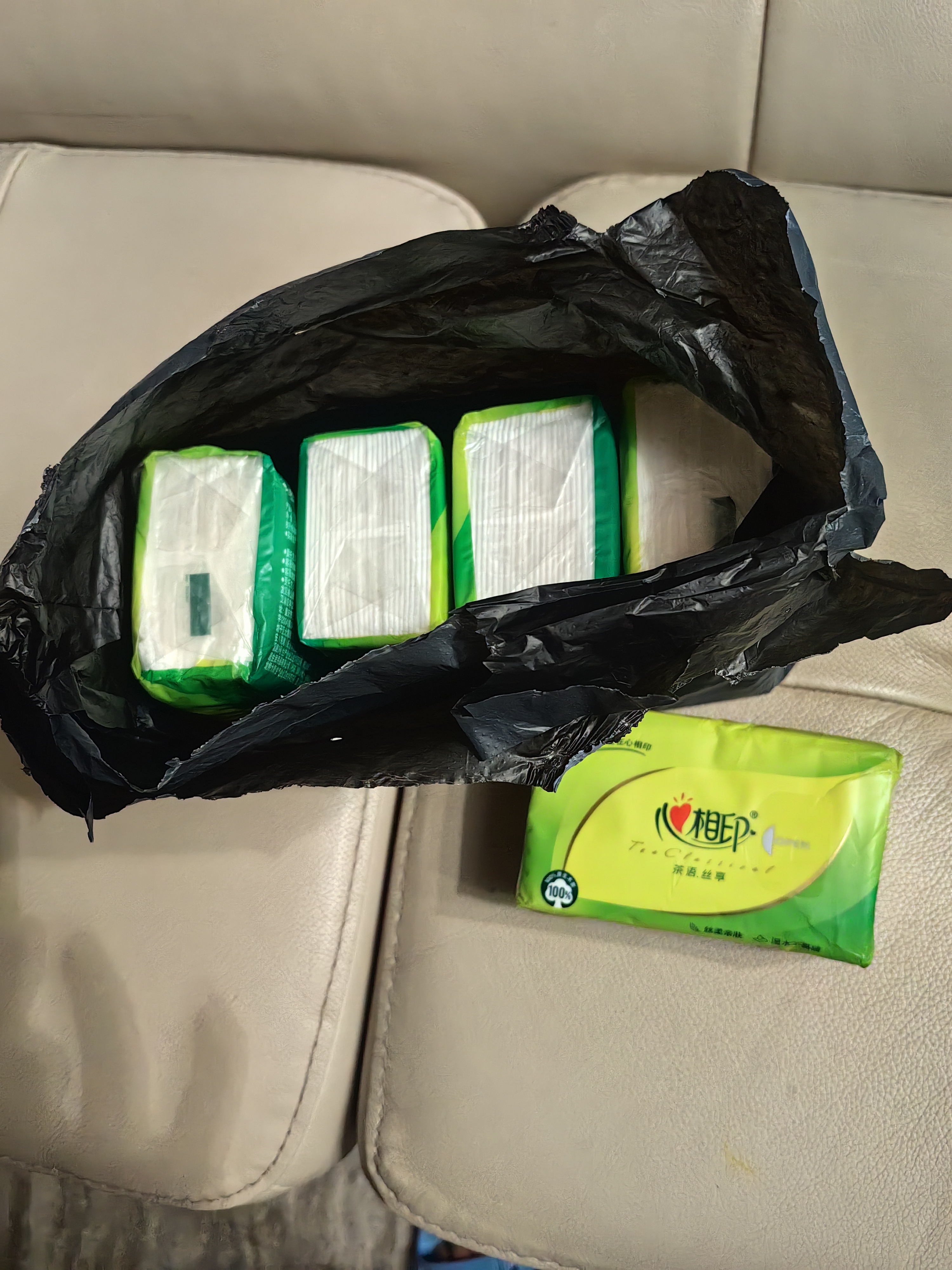 心相印抽纸茶语纸巾面巾纸卫生纸茶叶压花擦手巾母婴适用便携纸抽 5包3层 3层 28抽*5包 实拍图