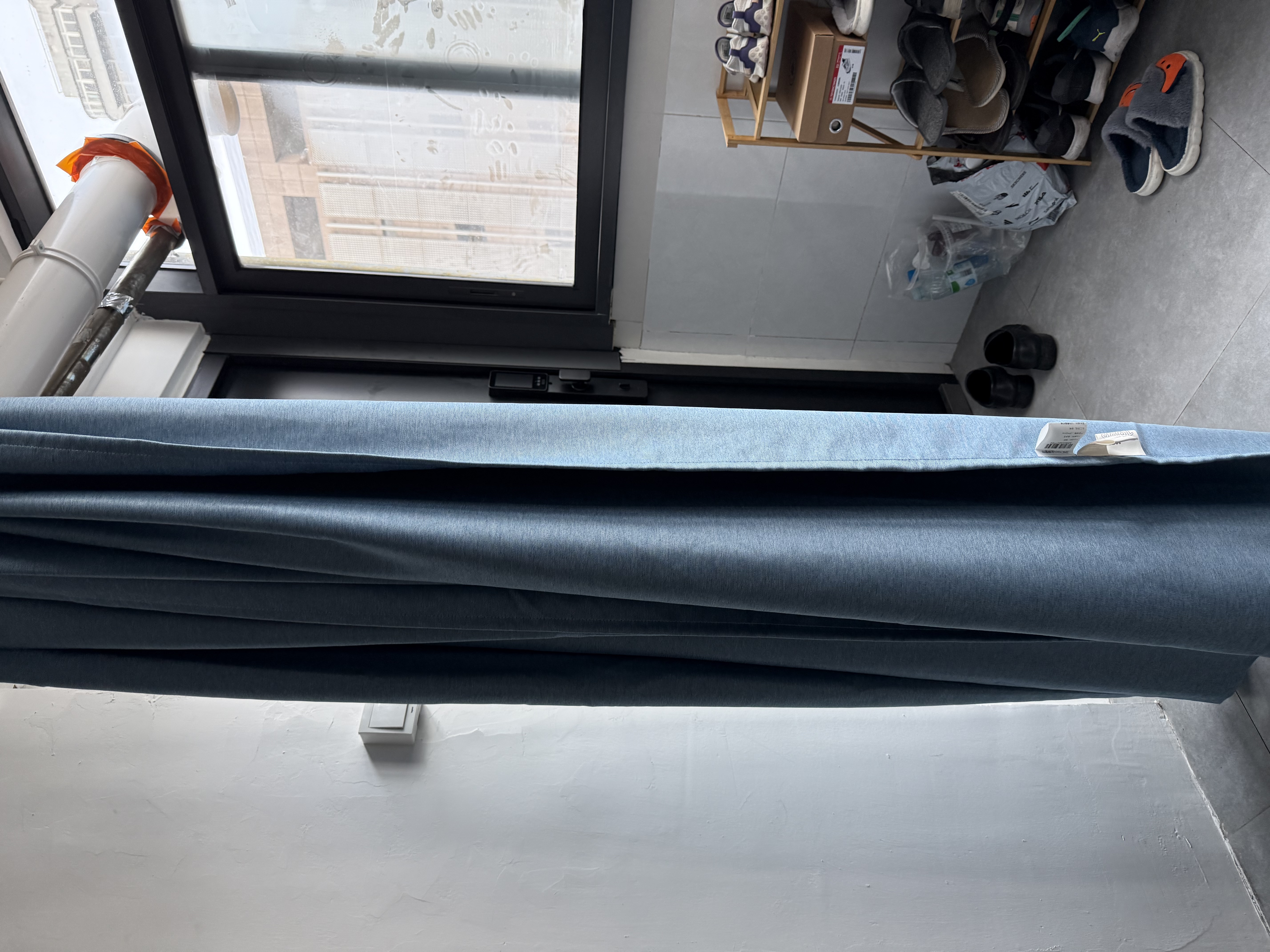 金蝉窗帘遮光轨道挂钩式卧室高级感窗帘家用遮光防晒 星蓝色 150*200 实拍图