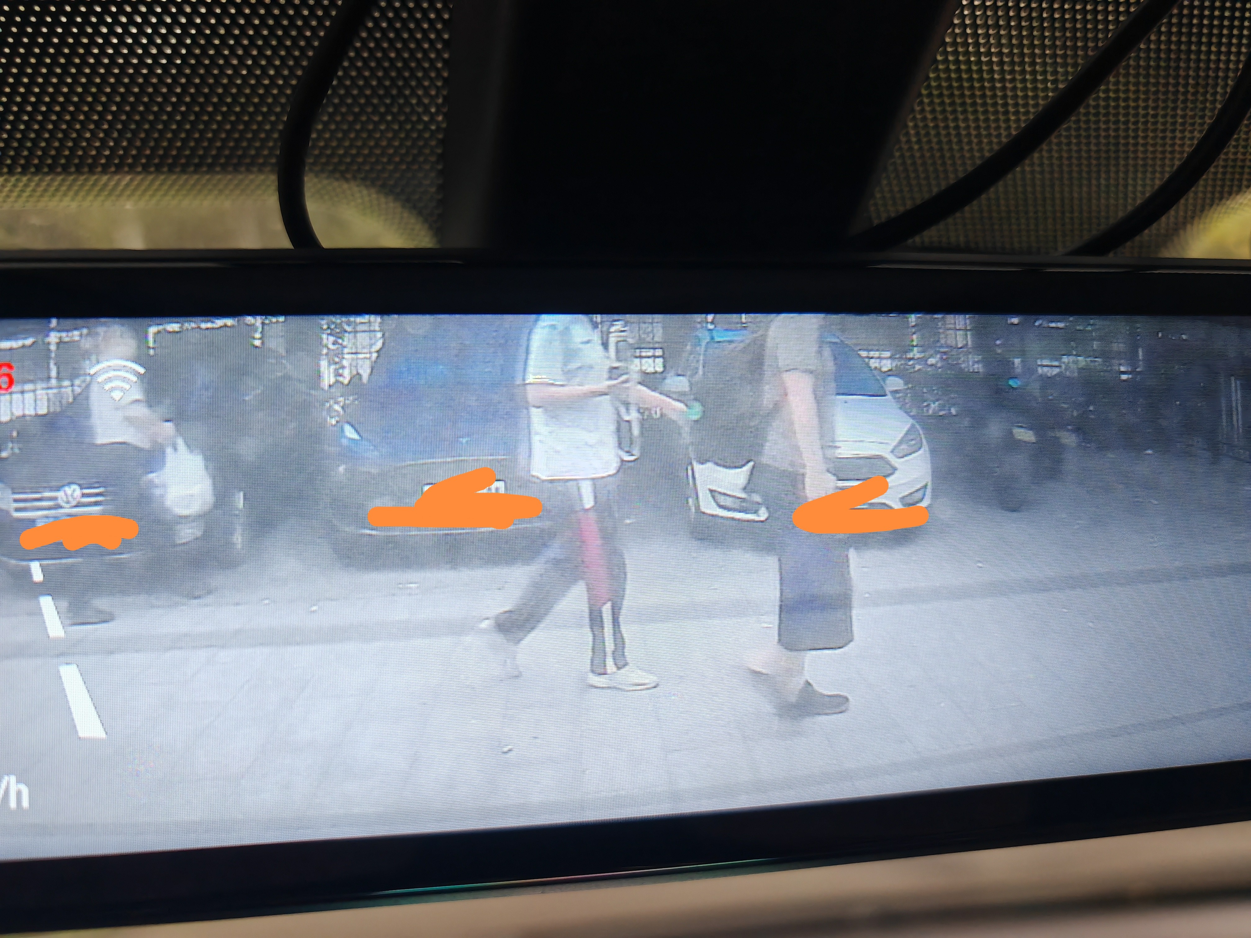 海康威视（HIKVISION）行车记录仪64G内存卡 车载配件高速存储CLASS10级以上26款新卡 实拍图