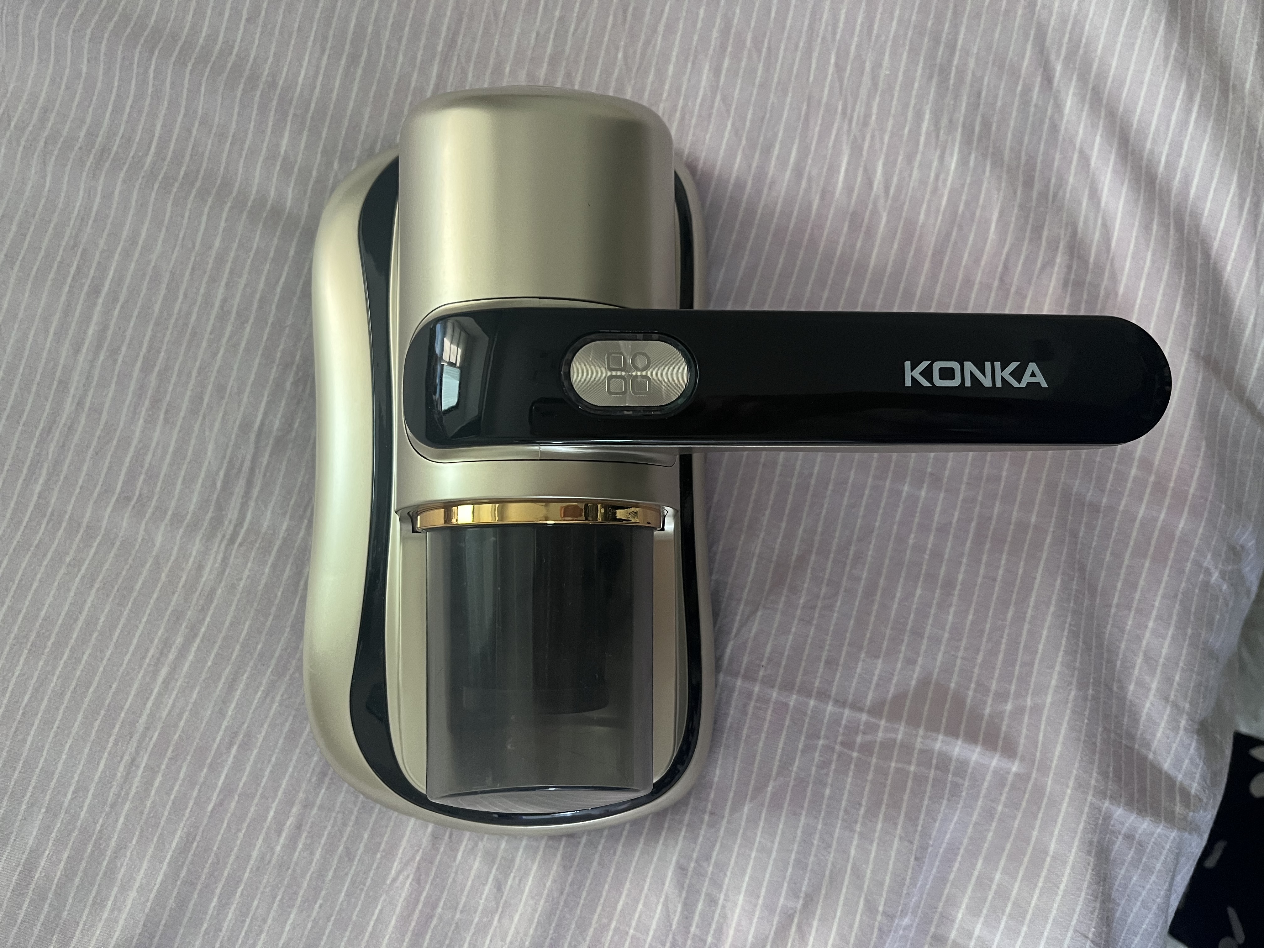 康佳（KONKA）除螨仪【价保双十一】床上杀菌吸尘三合一无线大吸力绿光家用紫外线除螨杀菌吸尘清洁孕妇母婴级 旋风升级款金色丨静电除毛丨香氛祛味 实拍图
