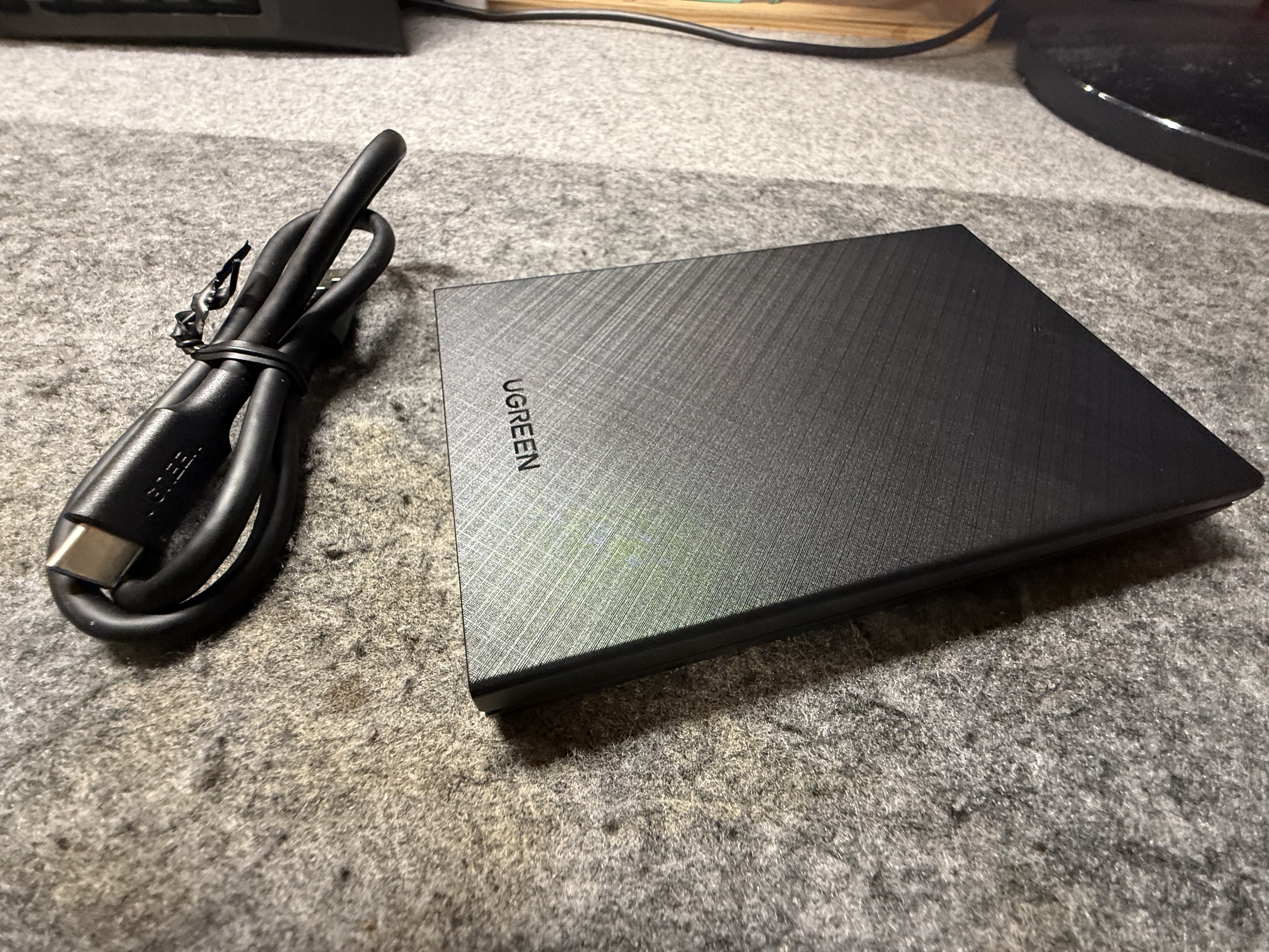绿联Type-C移动硬盘盒 2.5英寸USB3.1外置硬盘盒 适用笔记本电脑台式机外接SATA串口SSD固态机械硬盘 实拍图