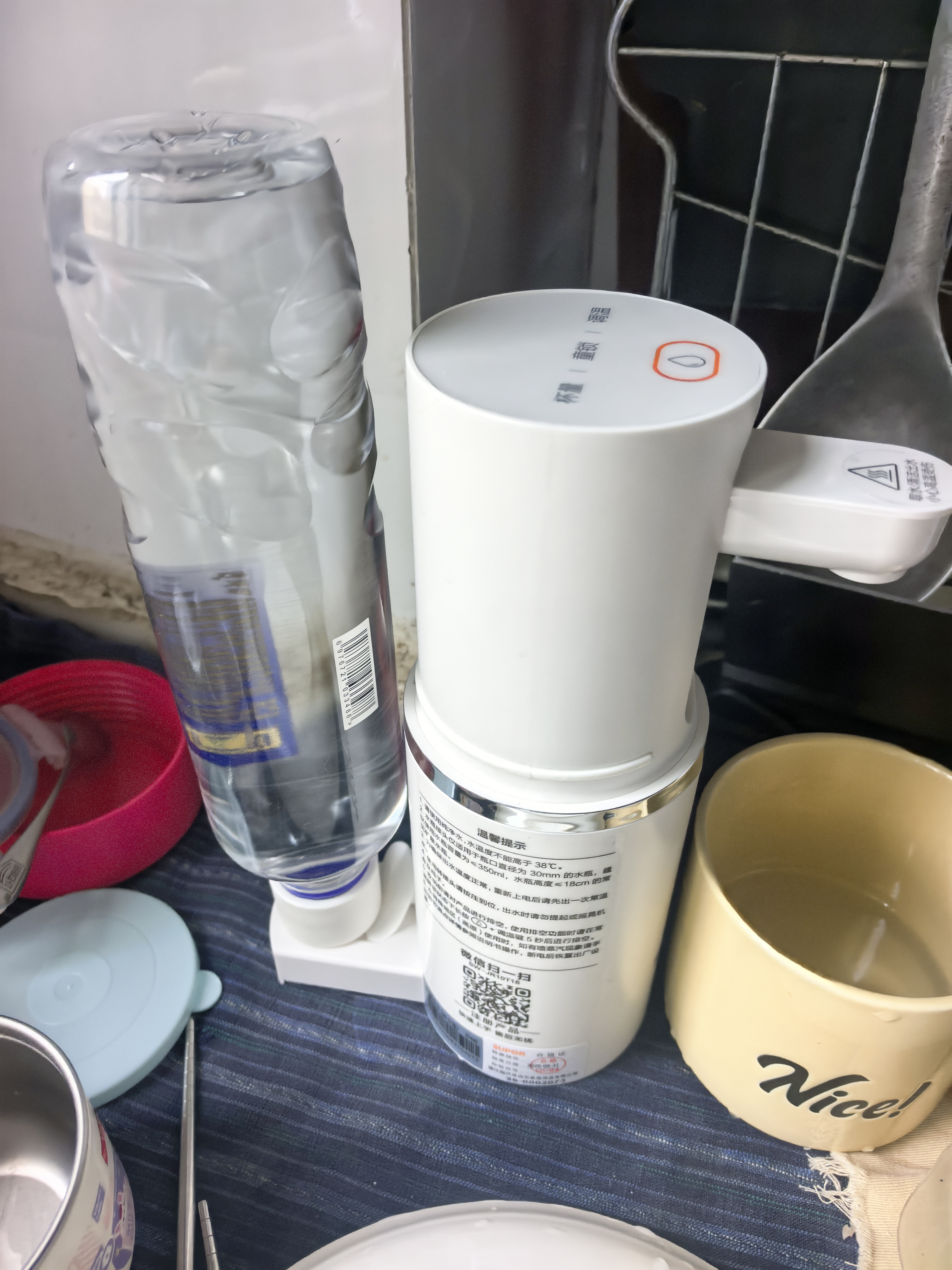 苏泊尔即热式饮水机便携式热水壶桌面台式小型宿舍家用直饮机出差旅行折叠电热水壶迷你年会采SW-JR10T18 实拍图