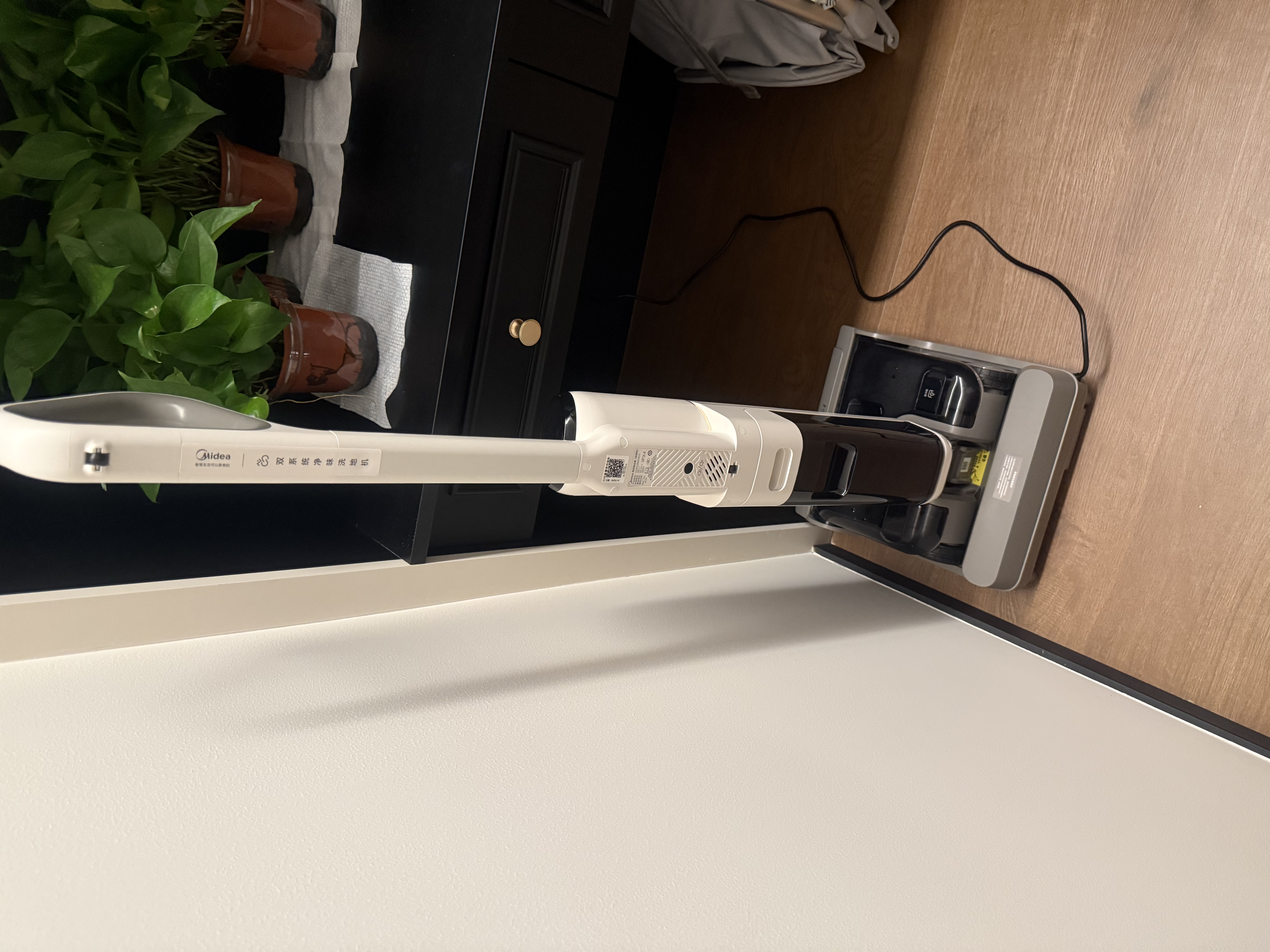 美的（Midea）S60Pro净味洗地机洗拖吸一体全自动清洗【AI全向助力 24Kpa大吸力 等离子净味】速烘干拖地扫地机 实拍图