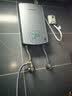 志高（CHIGO）即热式电热水器6500W电热水器小厨宝家用集成洗澡免储水多功率可调防漏电 银色 KBR-B65 实拍图