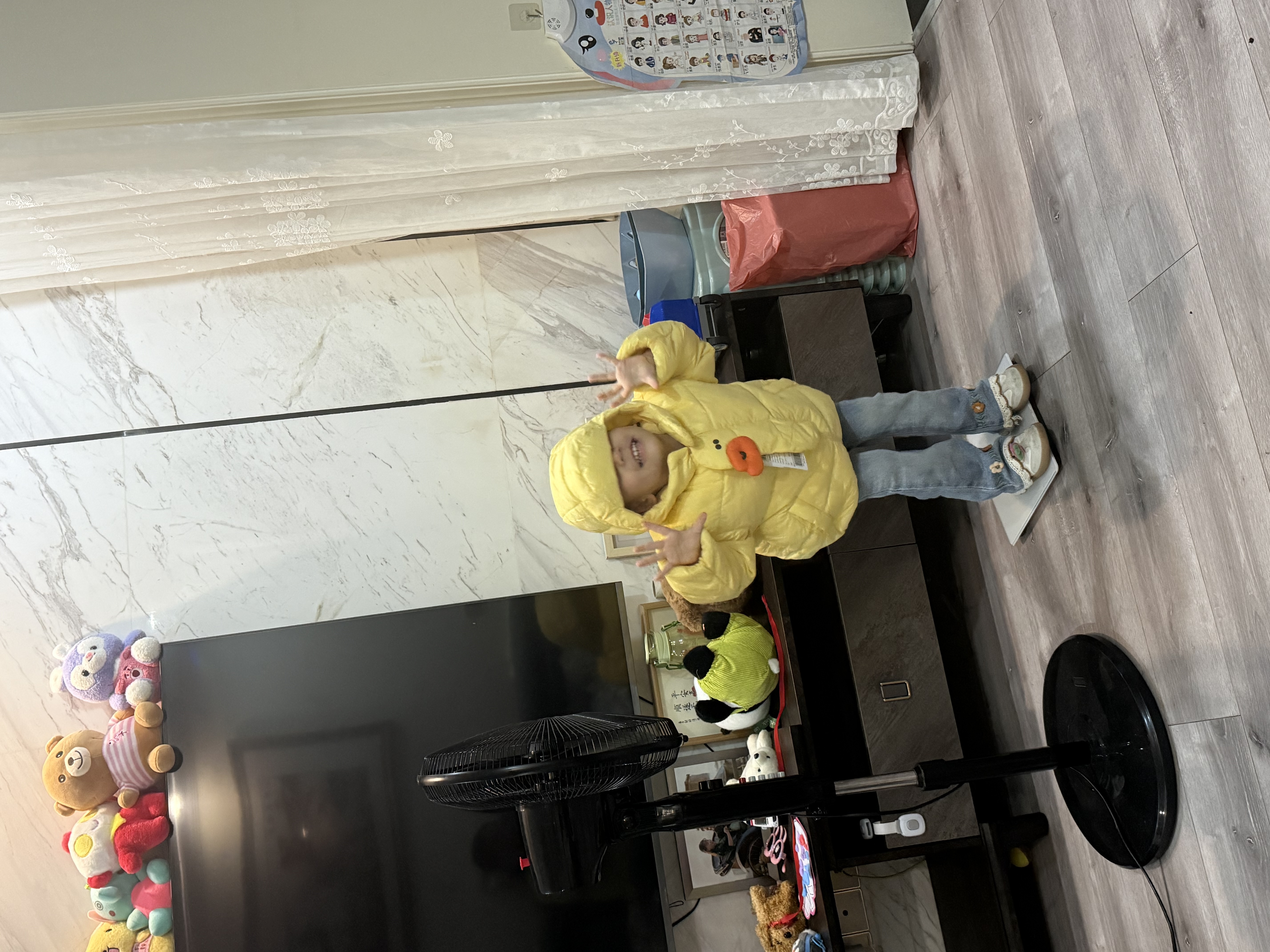 巴拉巴拉童装宝宝羽绒服三防男童冬装女童连帽外套萌趣面包服外套 黄色鸭鸭31004-白鸭绒 110 充绒量67g 实拍图