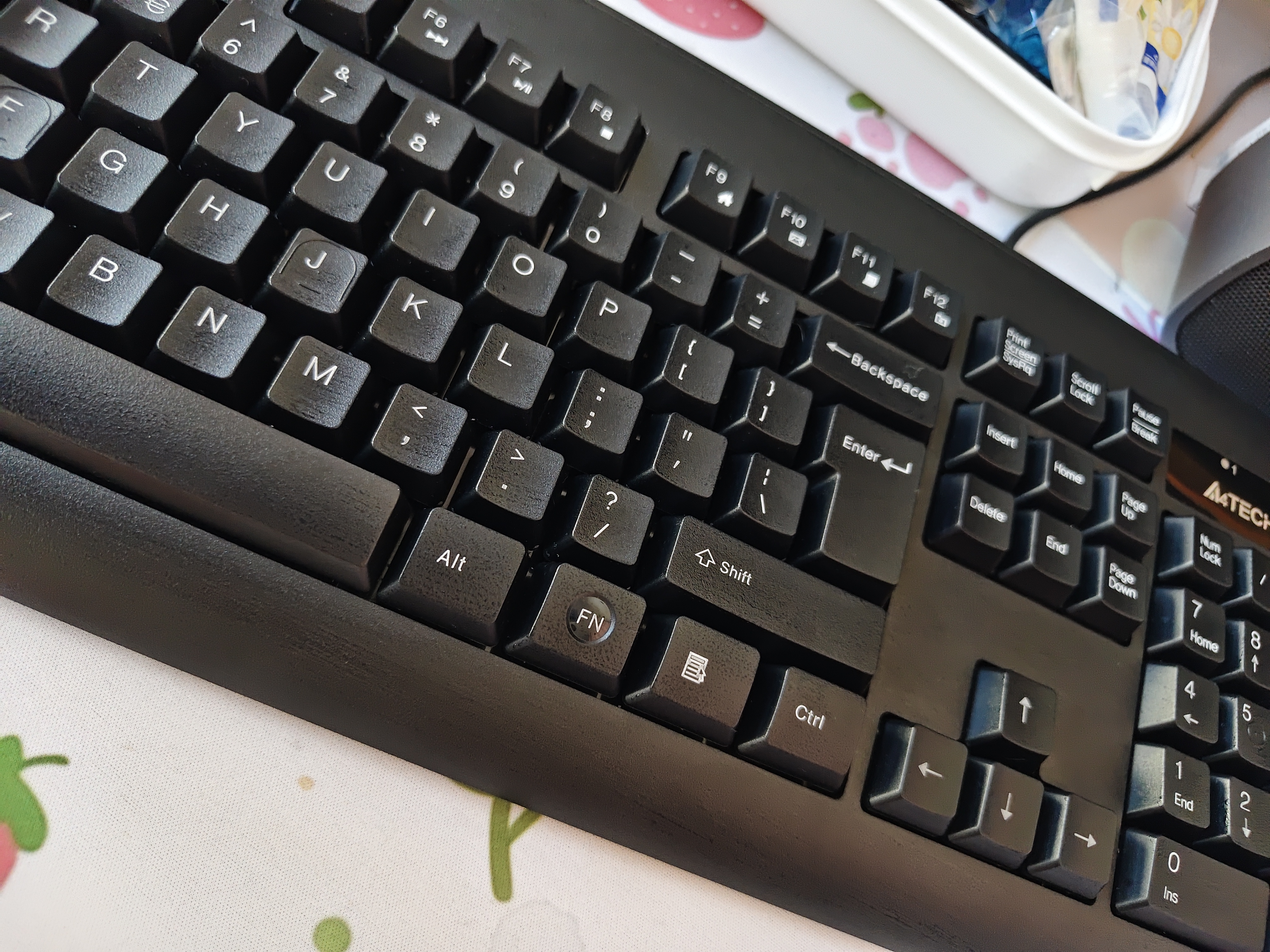 双飞燕（A4TECH）KB-8 104键有线键盘 薄膜键盘台式电脑键盘办公键盘办公打字手感好大回车键 USB接口 黑色 有线 实拍图