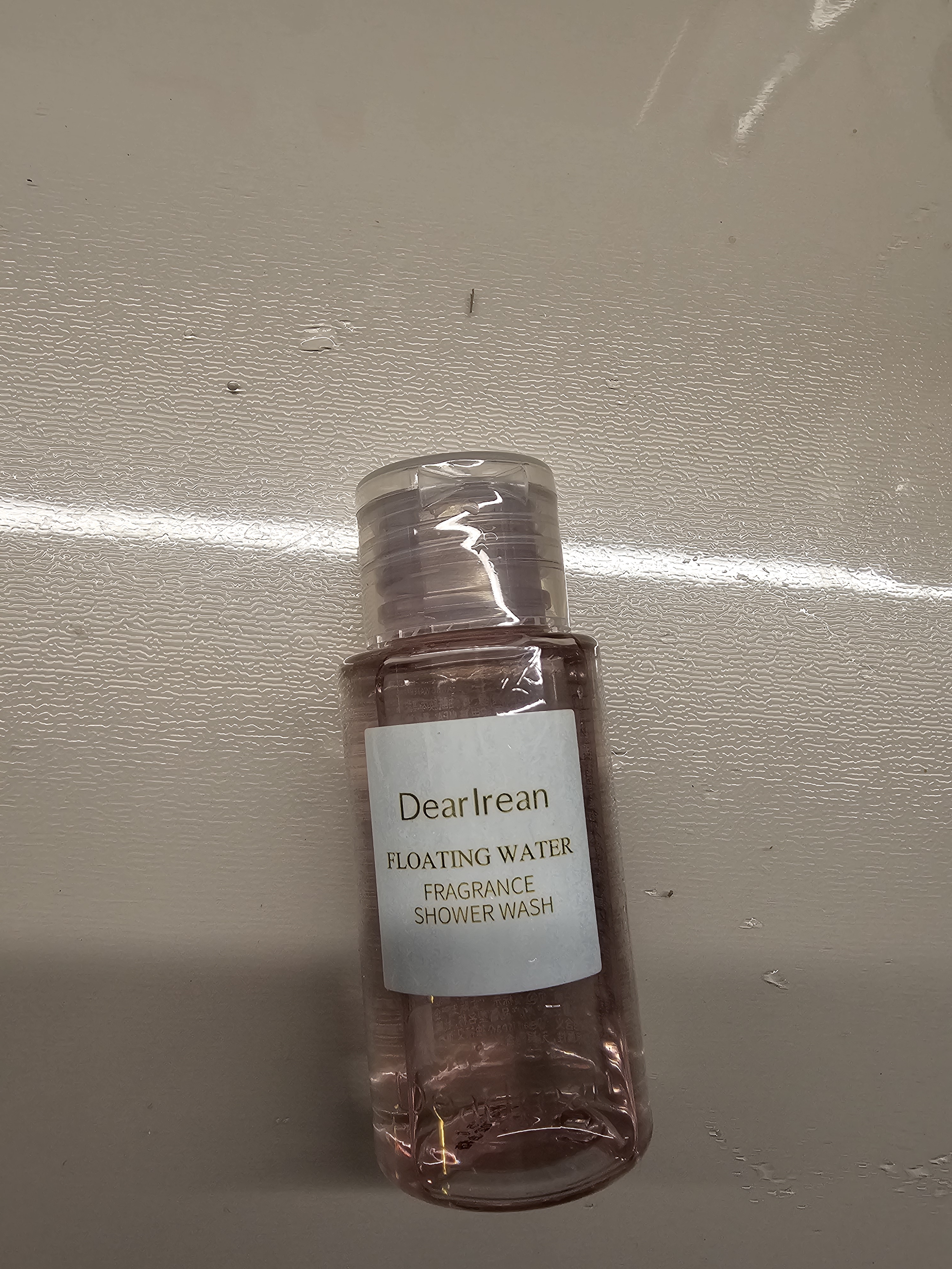 独特艾琳（Dear lrean）香氛沐浴露50ml氨基酸清洁保湿留香方便携带 香型/样式随机 实拍图