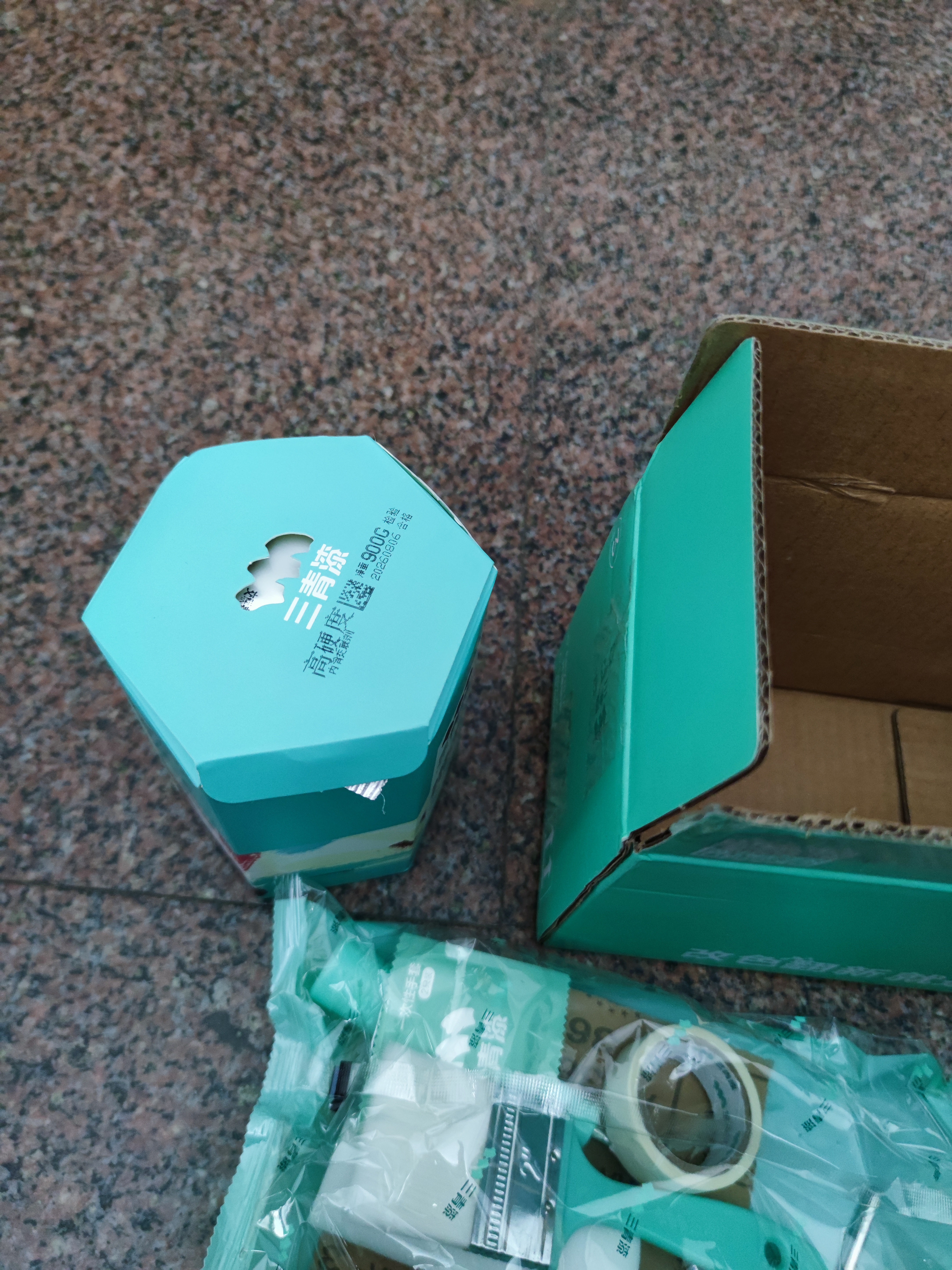 三青水性木地板漆 高硬度木器漆清漆耐磨耐高温家具翻新油漆涂料900G 实拍图