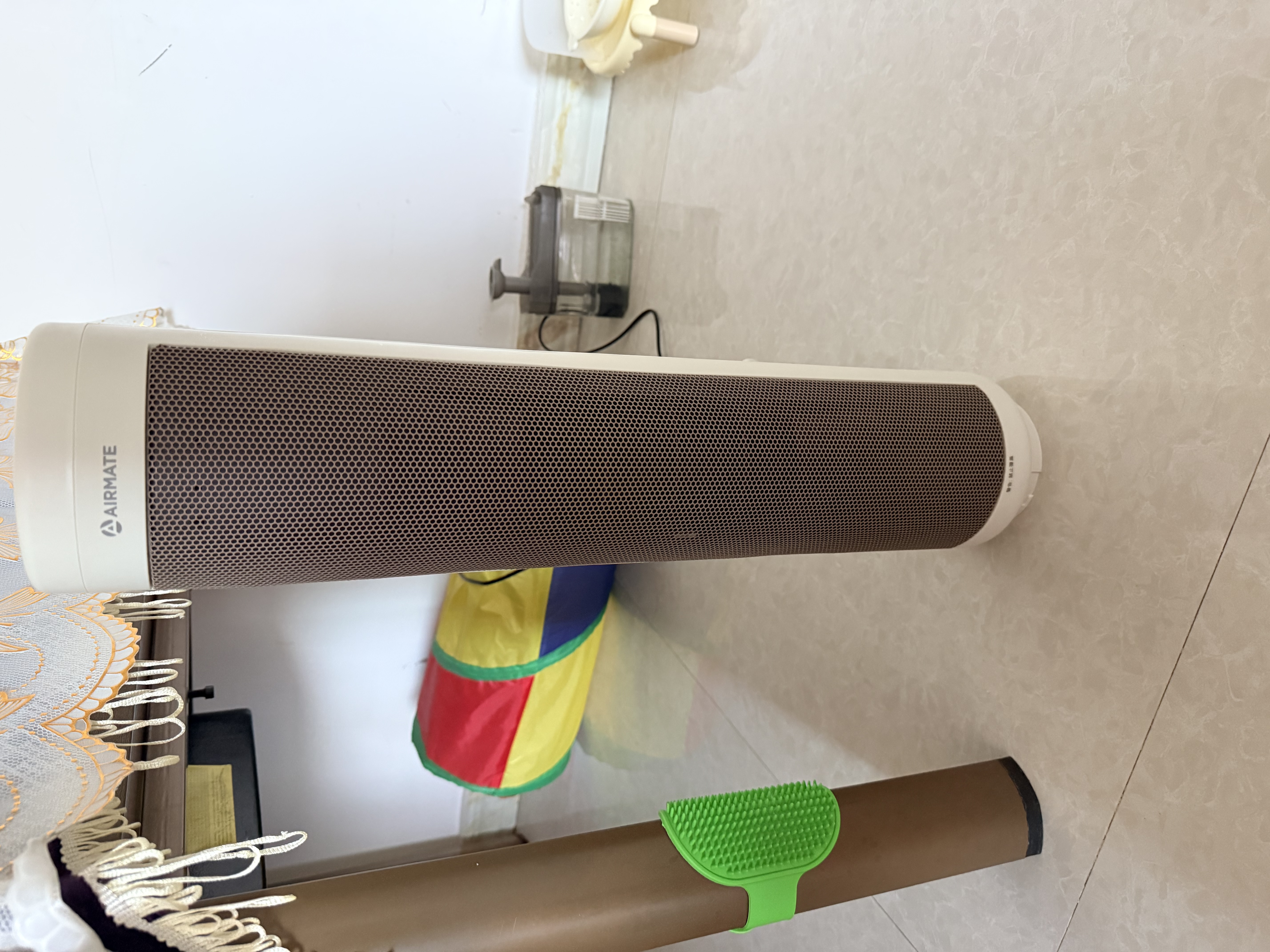 艾美特（AIRMATE）【超级单品】暖风机/石墨烯取暖器/电暖器/电热取暖器 家用全屋升温电暖气小型小太阳热风机 K72 实拍图