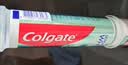 高露洁（Colgate）欧洲进口密泡美白直立按压泵式牙膏100ml温和去渍去黄成人牙膏 实拍图