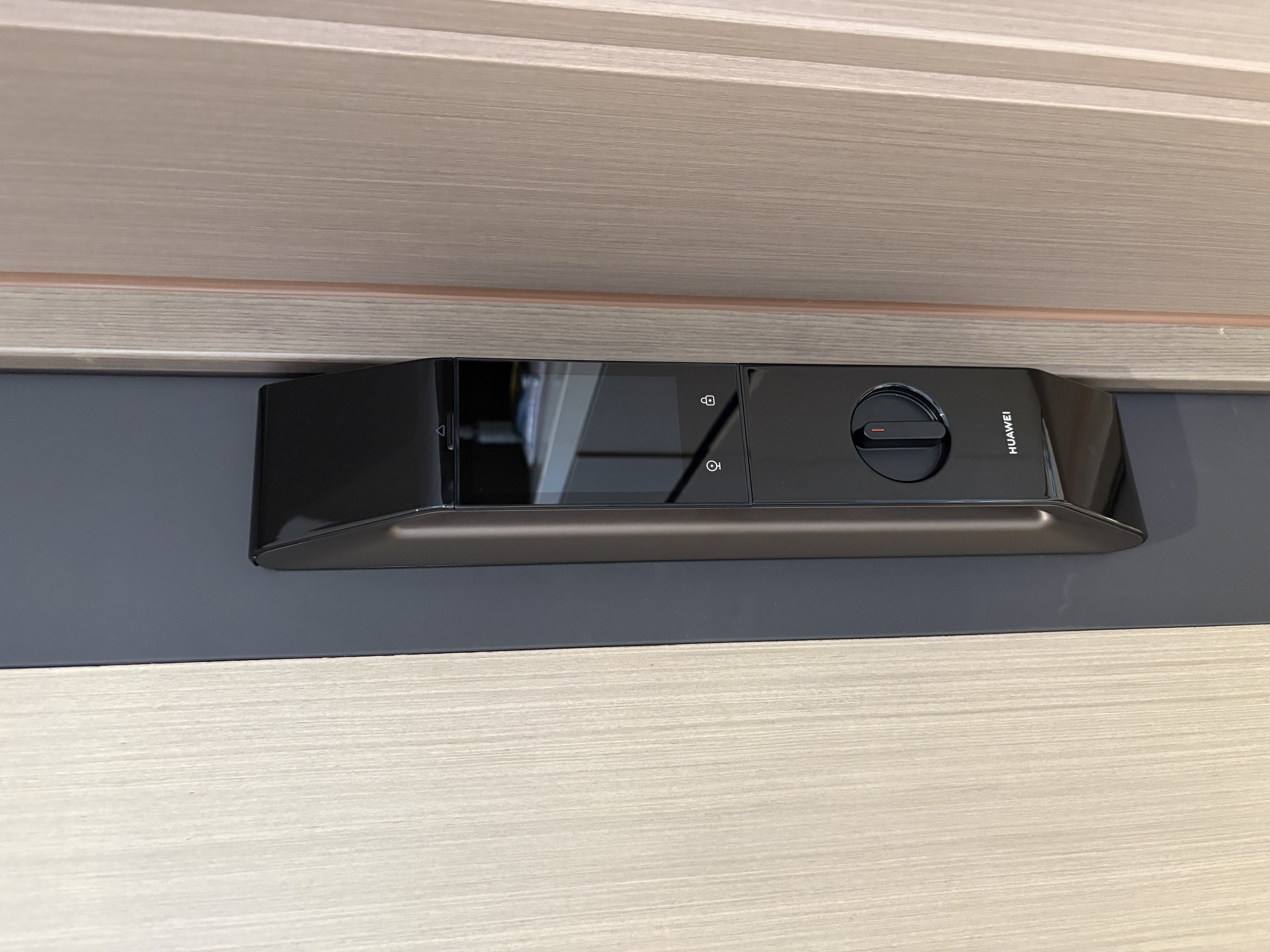 华为（HUAWEI）智能门锁 2 全系列AI掌静脉解锁超清智能大猫眼鸿蒙智能家居 全自动电子密码指纹锁MT33 华为智能门锁2【掌静脉识别+高清内屏】 实拍图