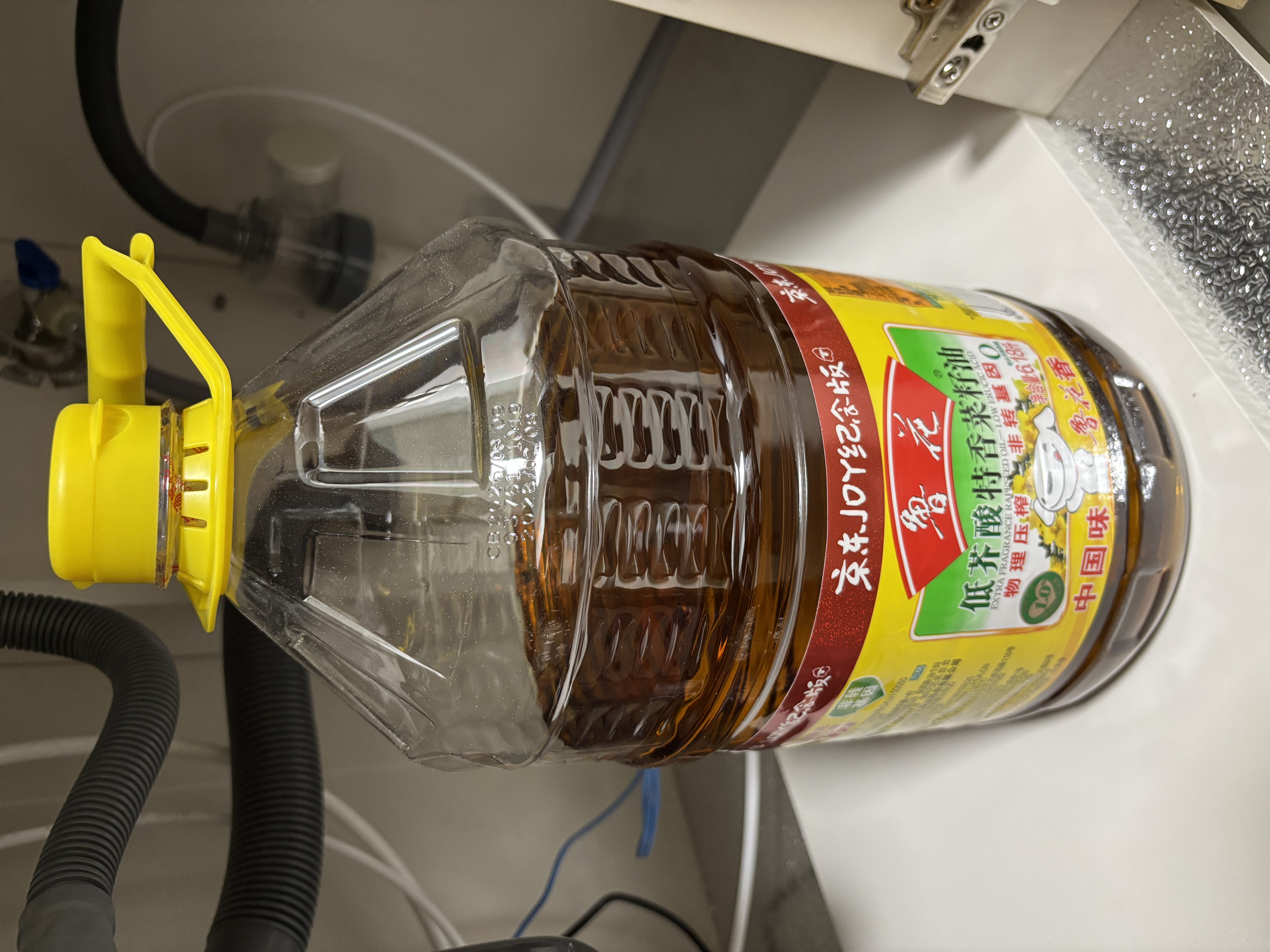 鲁花 【保真菜籽油】食用油 低芥酸特香菜籽油 6.18L   物理压榨 实拍图