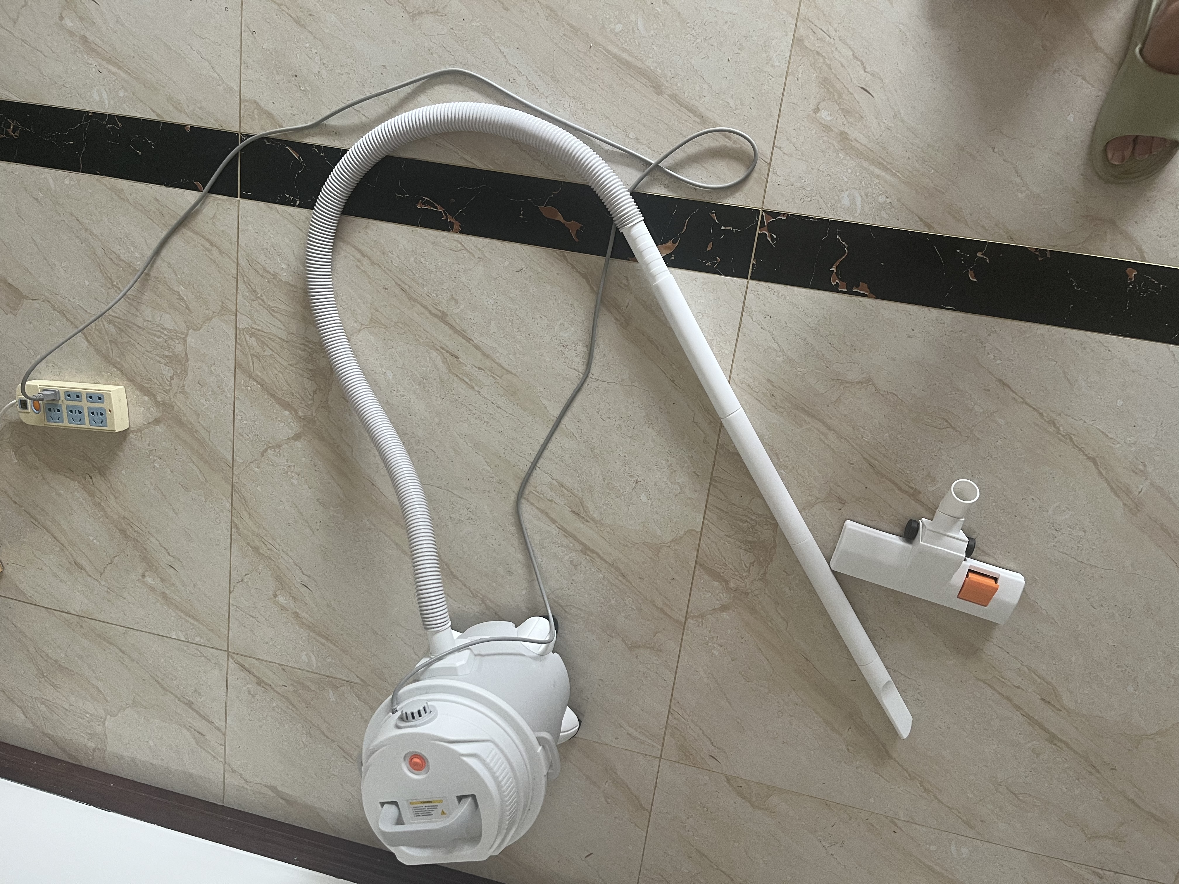 德尔玛（Deerma）【返50E卡到手102元】TJ700S 桶式吸尘器 开荒装修院子吹灰 家用商用 1200W大功率 3用吸头 实拍图