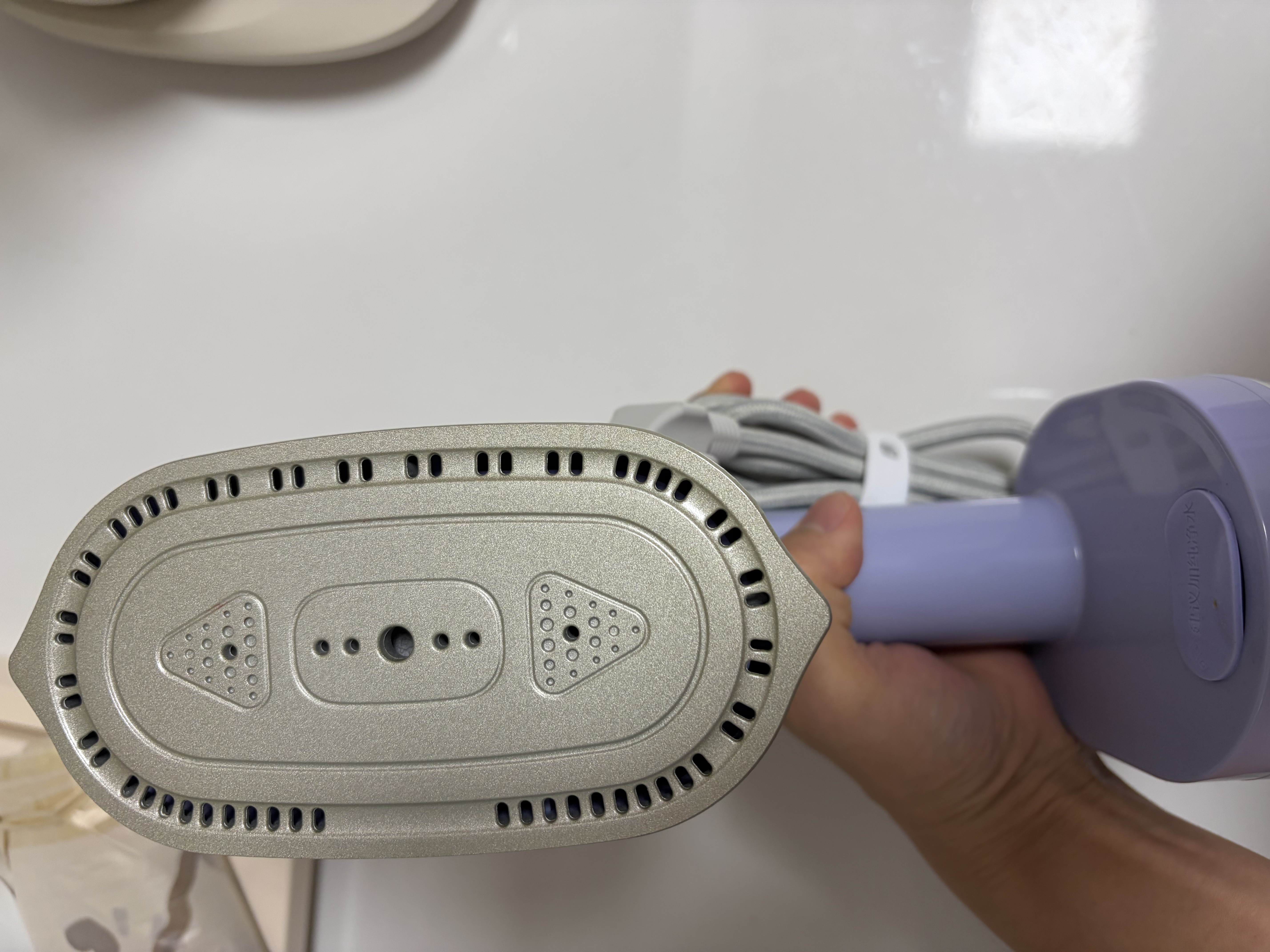 苏泊尔（SUPOR）【新一代吸烫机】吸附式手持挂烫机水箱家用微增压大蒸汽熨烫机大功率除菌电熨斗HS20-160 实拍图