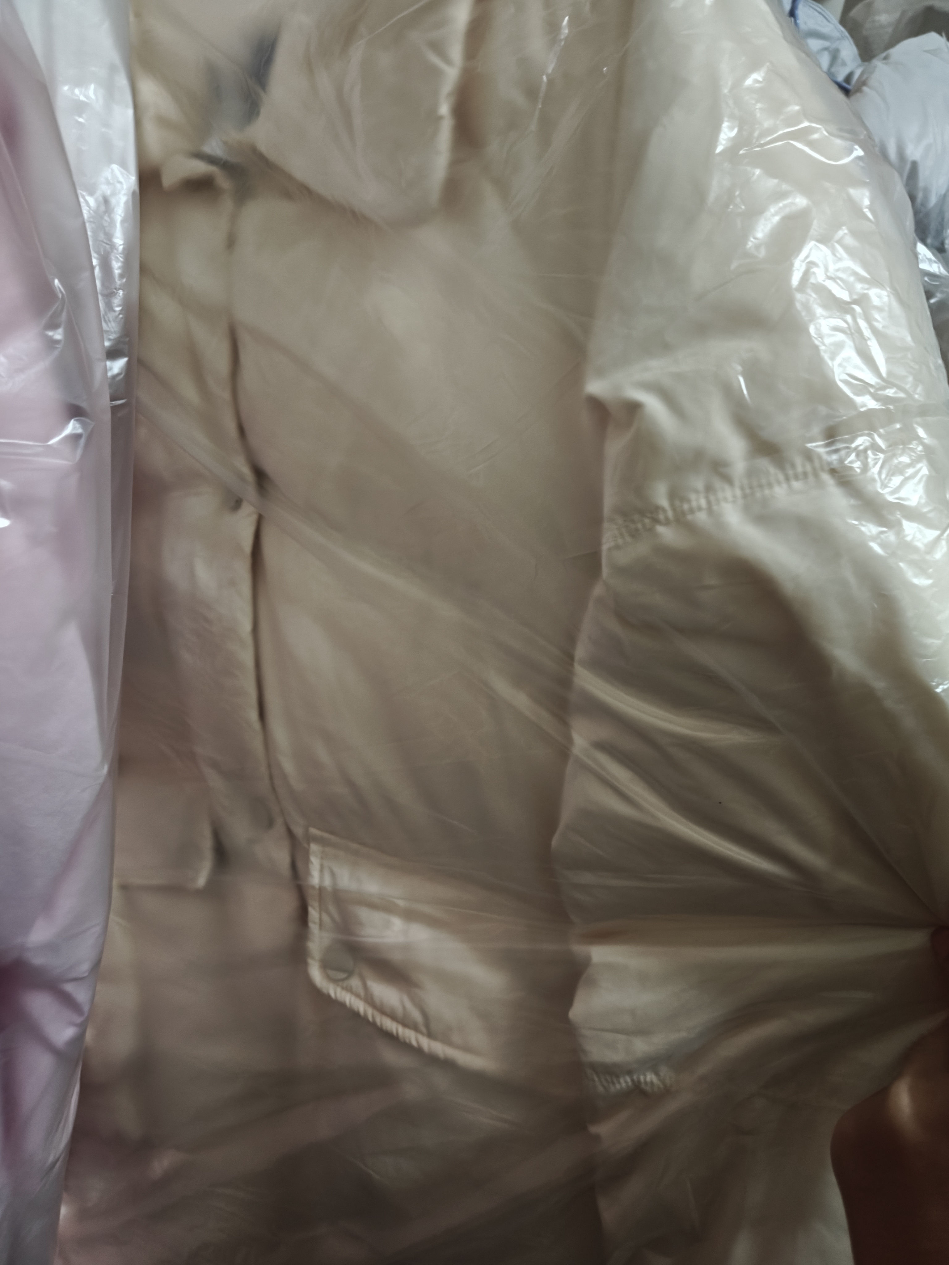 洗衣洗鞋服务 丰巢洗衣洗羽绒服/运动鞋任洗 干洗衣服上门服务 洗衣服务 洗衣服上门取件 衣鞋任洗6件 预约今日上门 实拍图