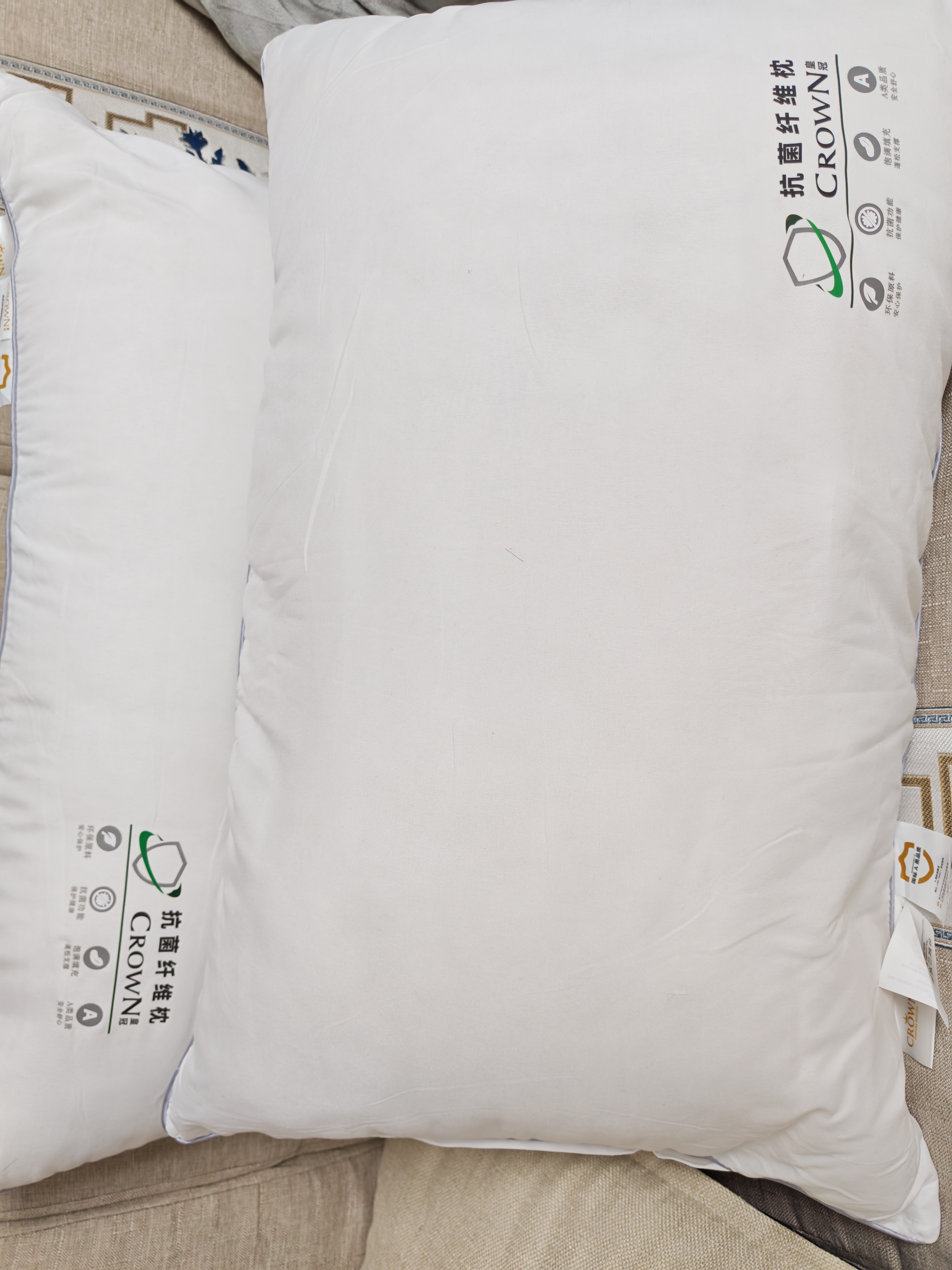 皇冠枕头护颈椎枕深度睡觉眠专用午睡抱靠枕五星级酒店成人枕芯一对装 实拍图