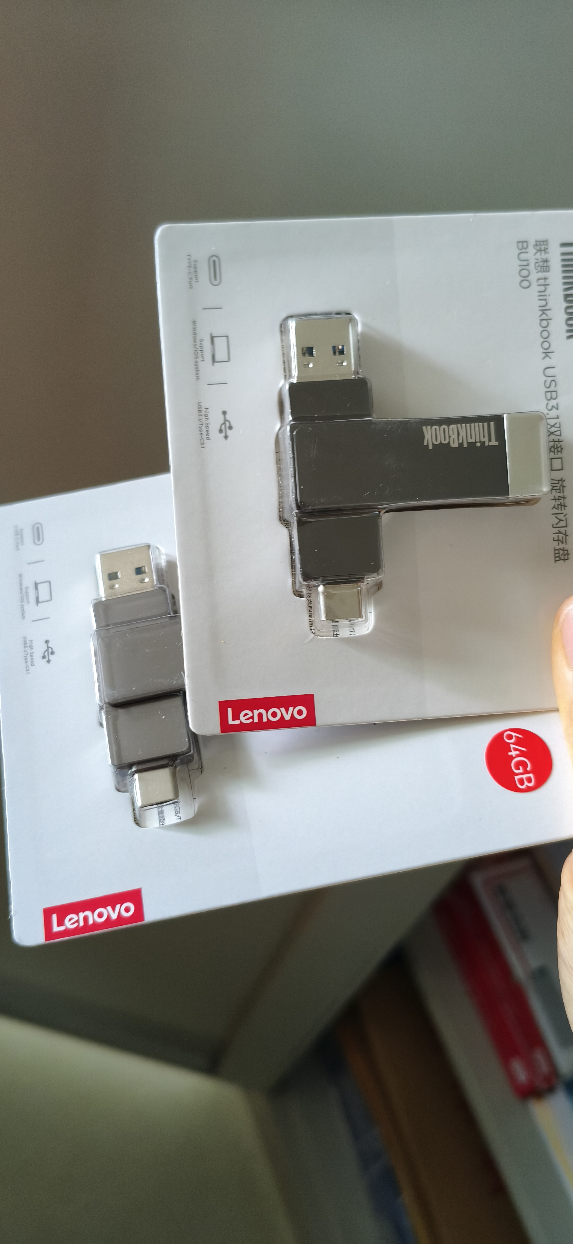 ThinkPad联想Thinkbook 64GB Type-C USB3.1 U盘 读速150MB/s 手机电脑 双接口 u盘办公商务优盘 BU100 实拍图