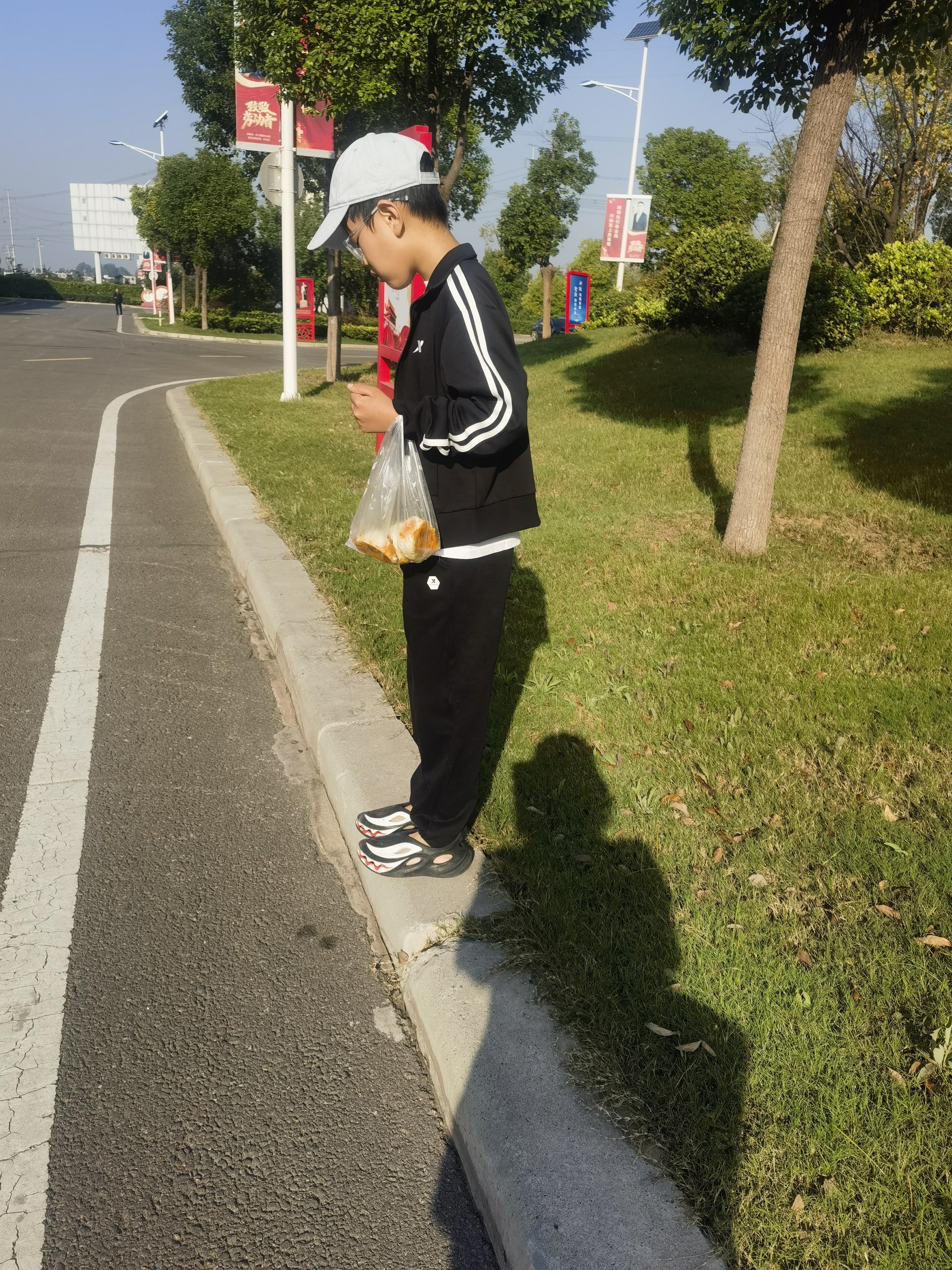 特步易打理休闲运动套装女春秋条纹撞色休闲卫衣直筒卫裤运动服两件套 实拍图