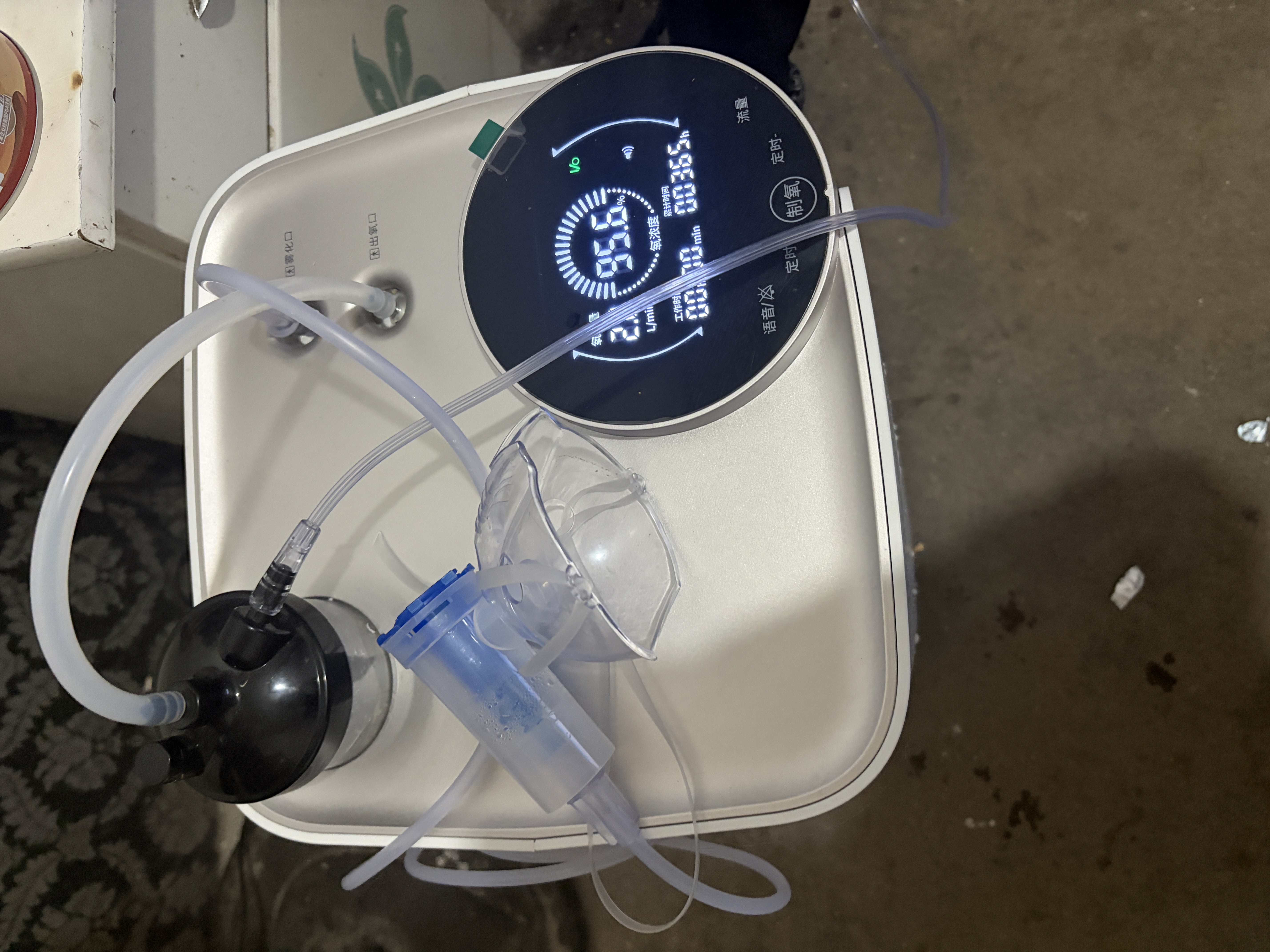 迈睿思(Medris) 制氧机家用吸氧机老人医用级6L大流量氧气机 Y-601W 实拍图