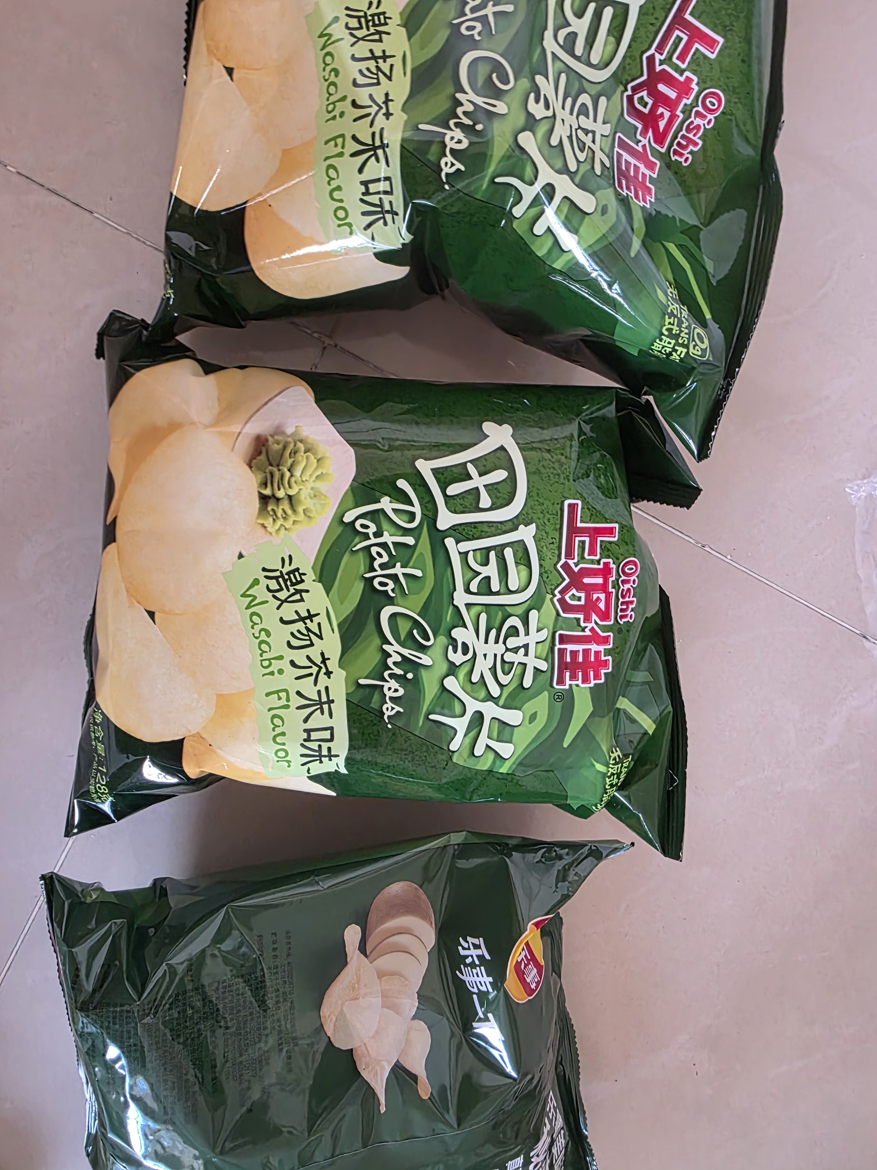 乐事（Lay's）薯片 清新芥香味 135克 膨化食品 休闲零食 实拍图