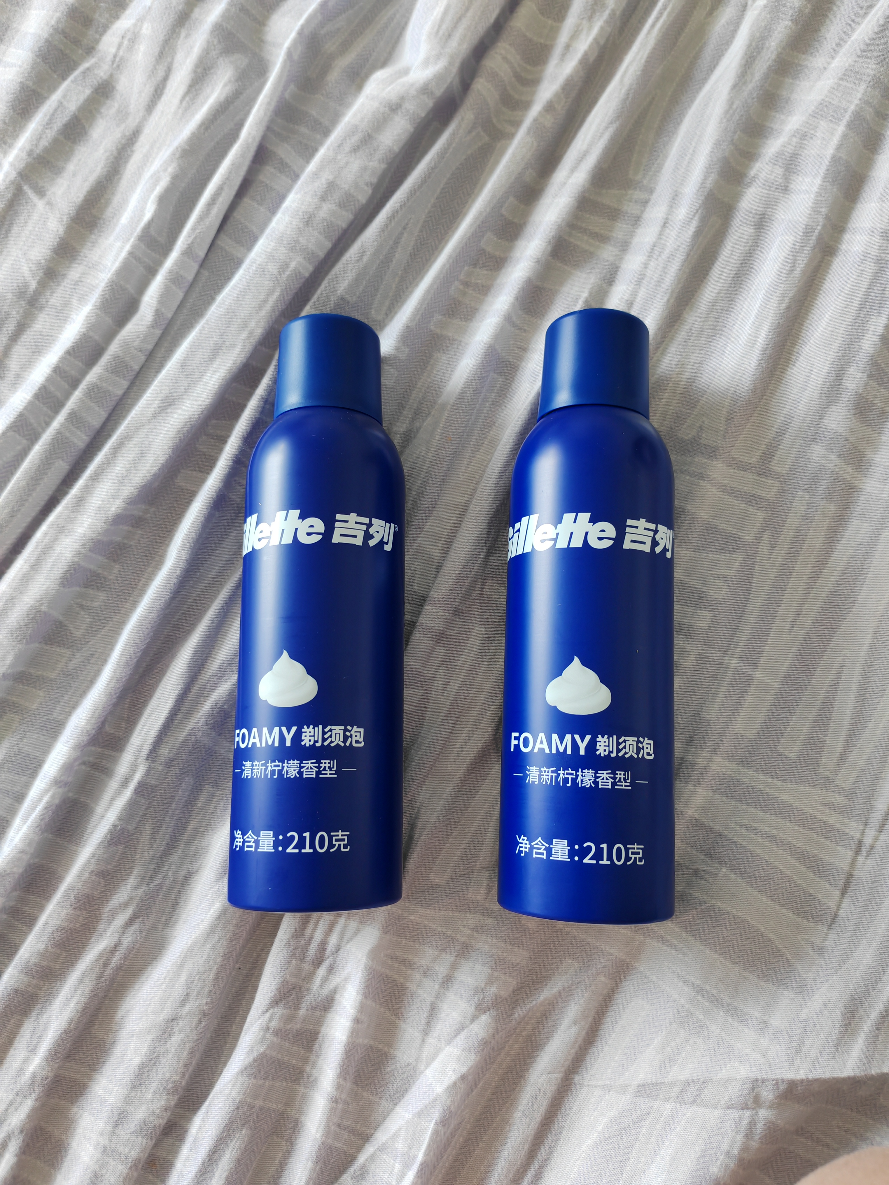 吉列剃须泡沫清新柠檬型210g三支装 手动式剃刮胡须刀 敏感肌 生日礼物便携男士 京东自营 剃须膏 新手 非吉利 实拍图