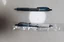 uni三菱 uni-ball UMN-105按动蓝黑色中性笔高颜值0.5mm蓝黑色签字笔商务学生考试专用水笔水性笔 1支 实拍图