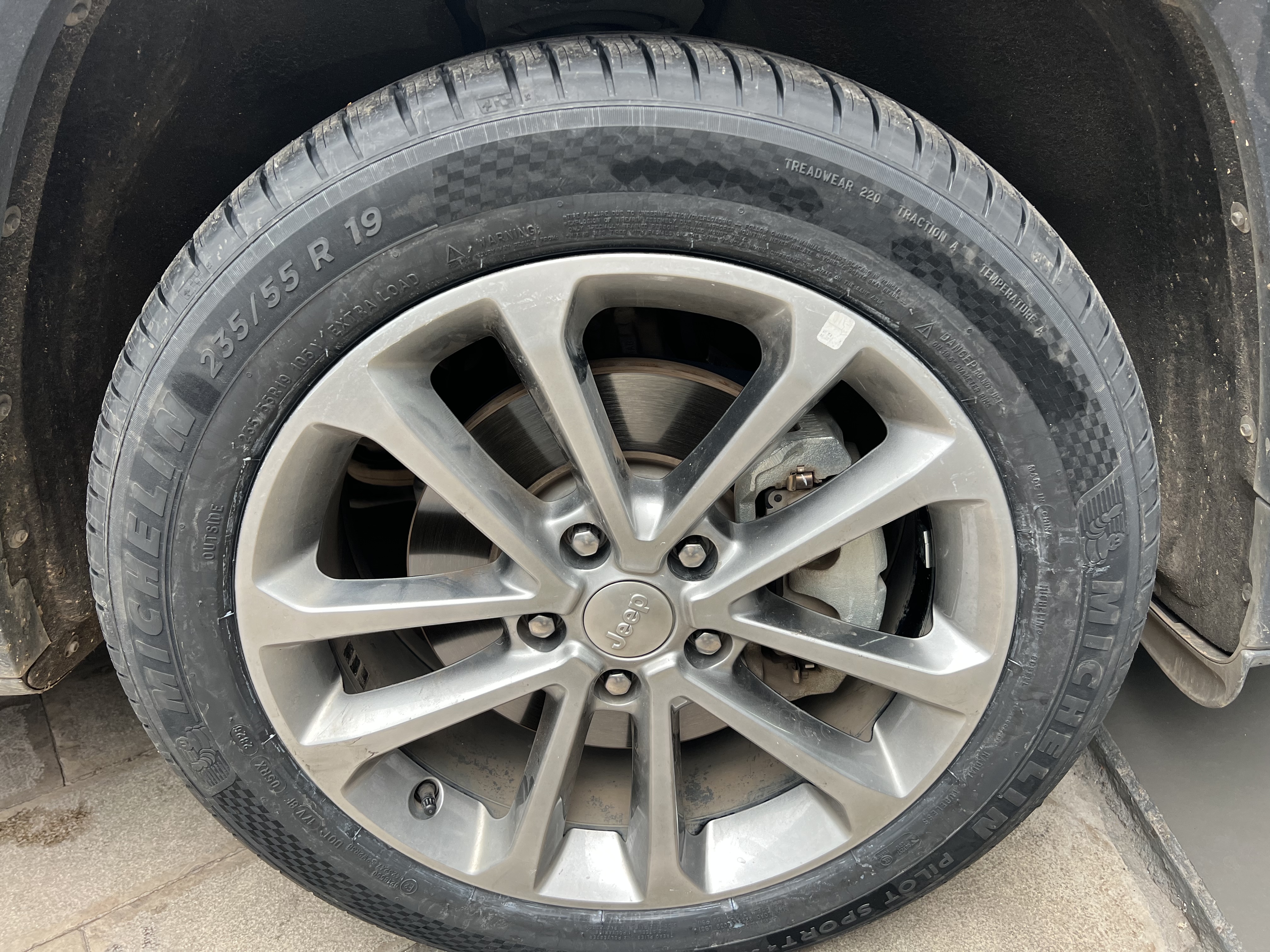 米其林（MICHELIN）汽车轮胎 235/55R19 105Y 竞驰 PILOT SPORT 4 SUV 适配奥迪Q5 实拍图